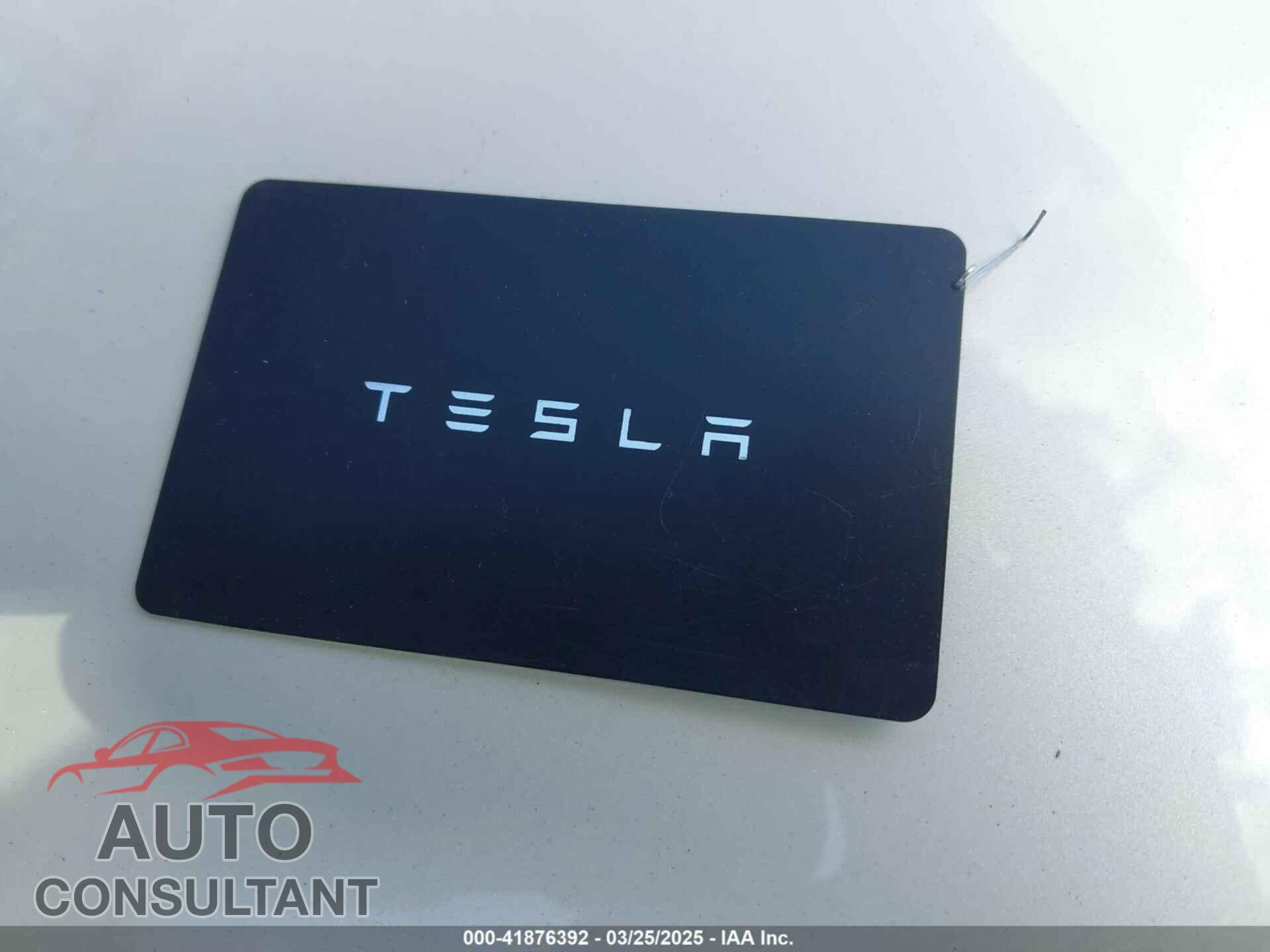 TESLA MODEL 3 2023 - 5YJ3E1EA3PF557227