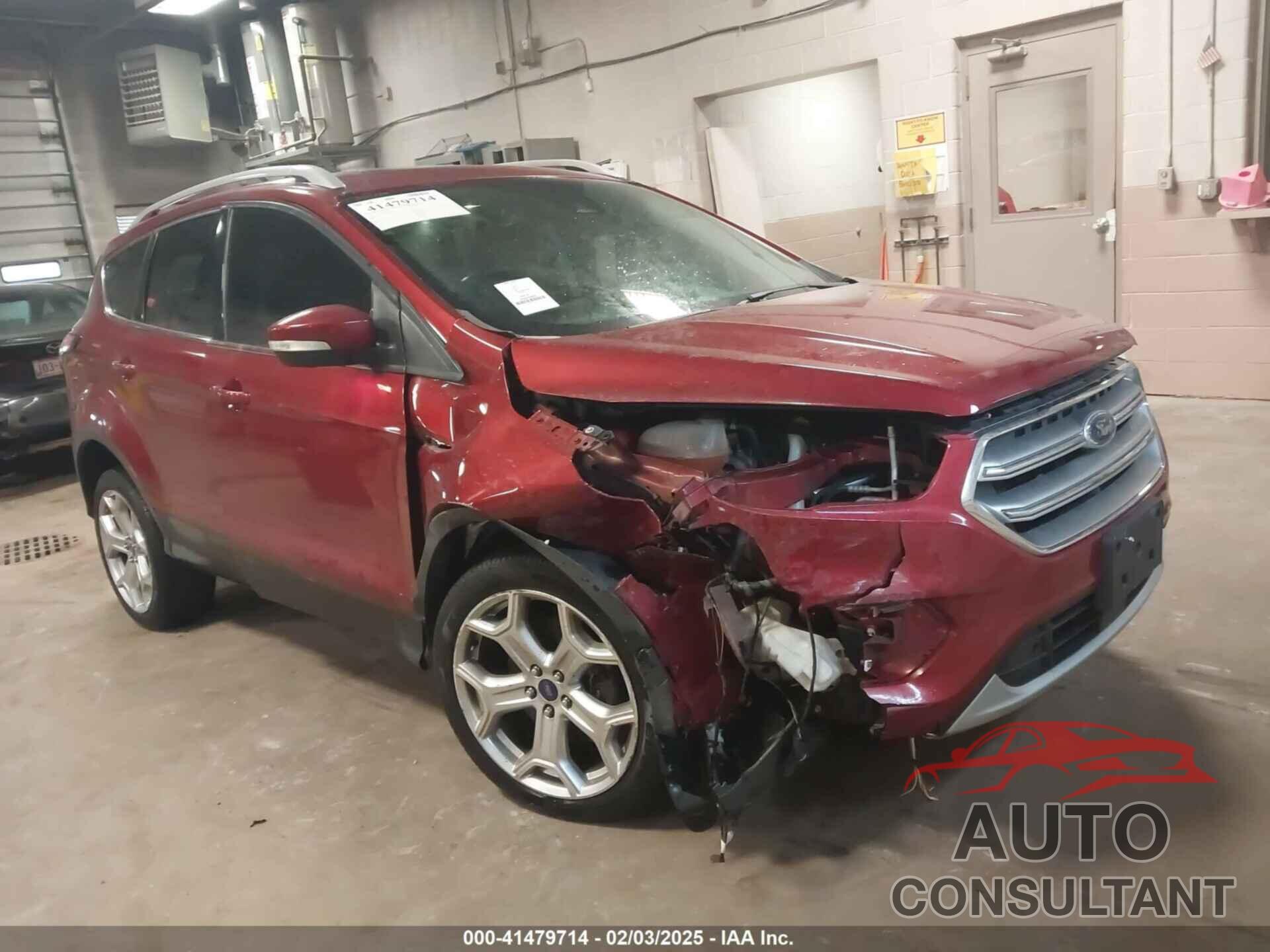 FORD ESCAPE 2017 - 1FMCU9J94HUA89932