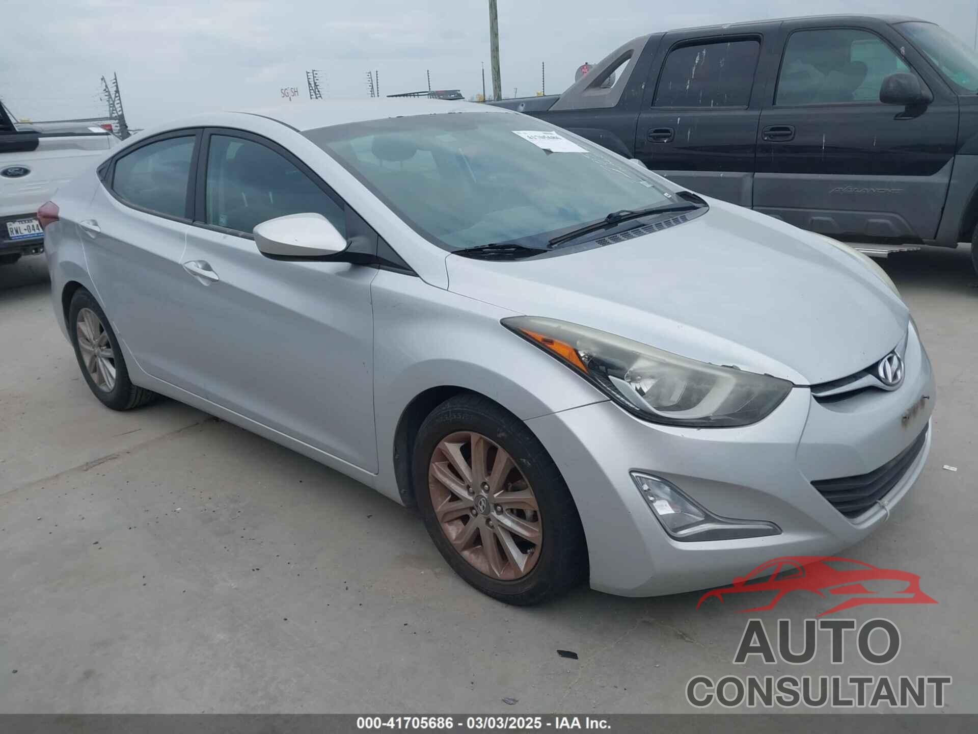 HYUNDAI ELANTRA 2015 - 5NPDH4AE8FH634115