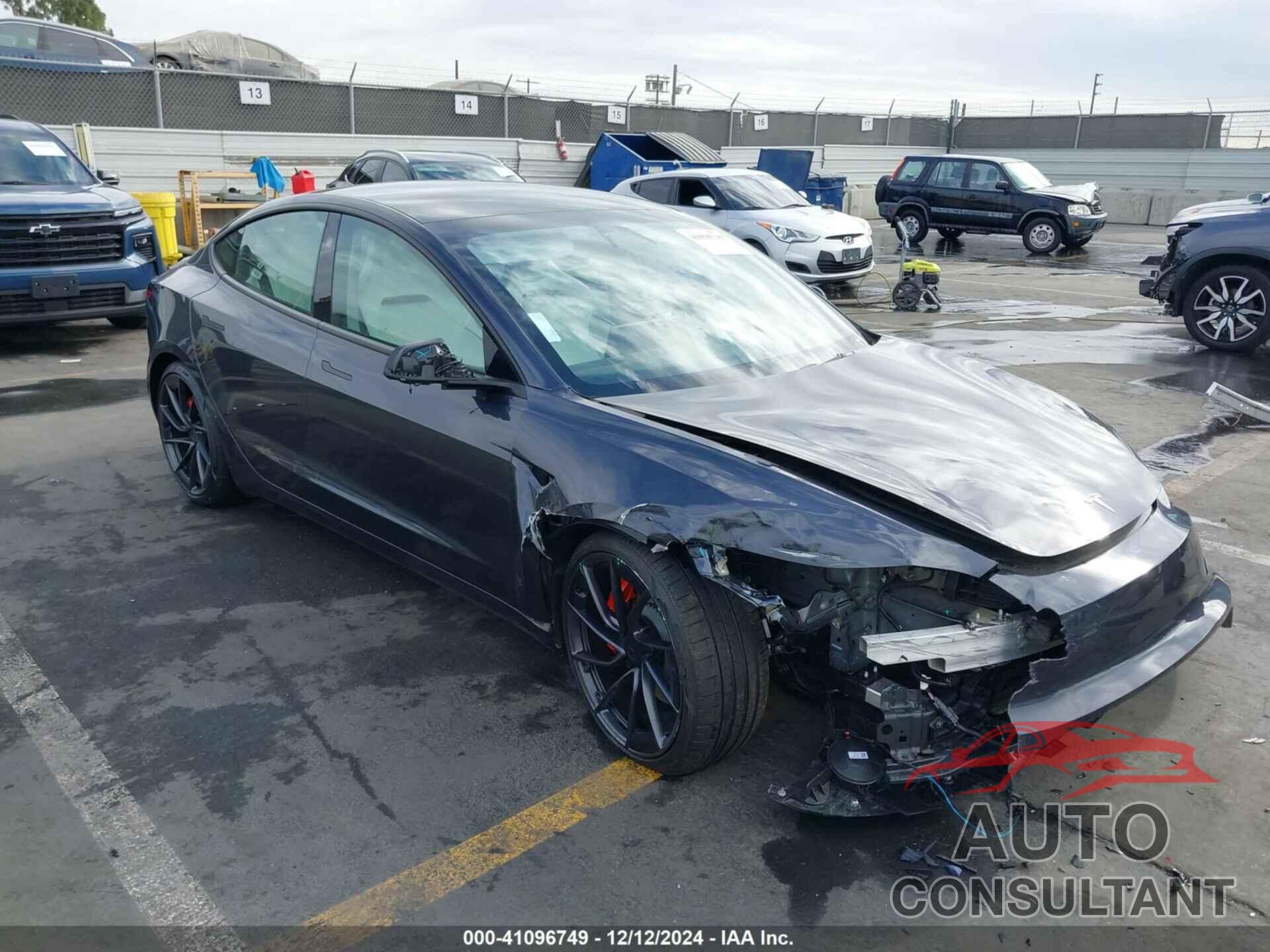 TESLA MODEL 3 2024 - 5YJ3E1ET2RF866272