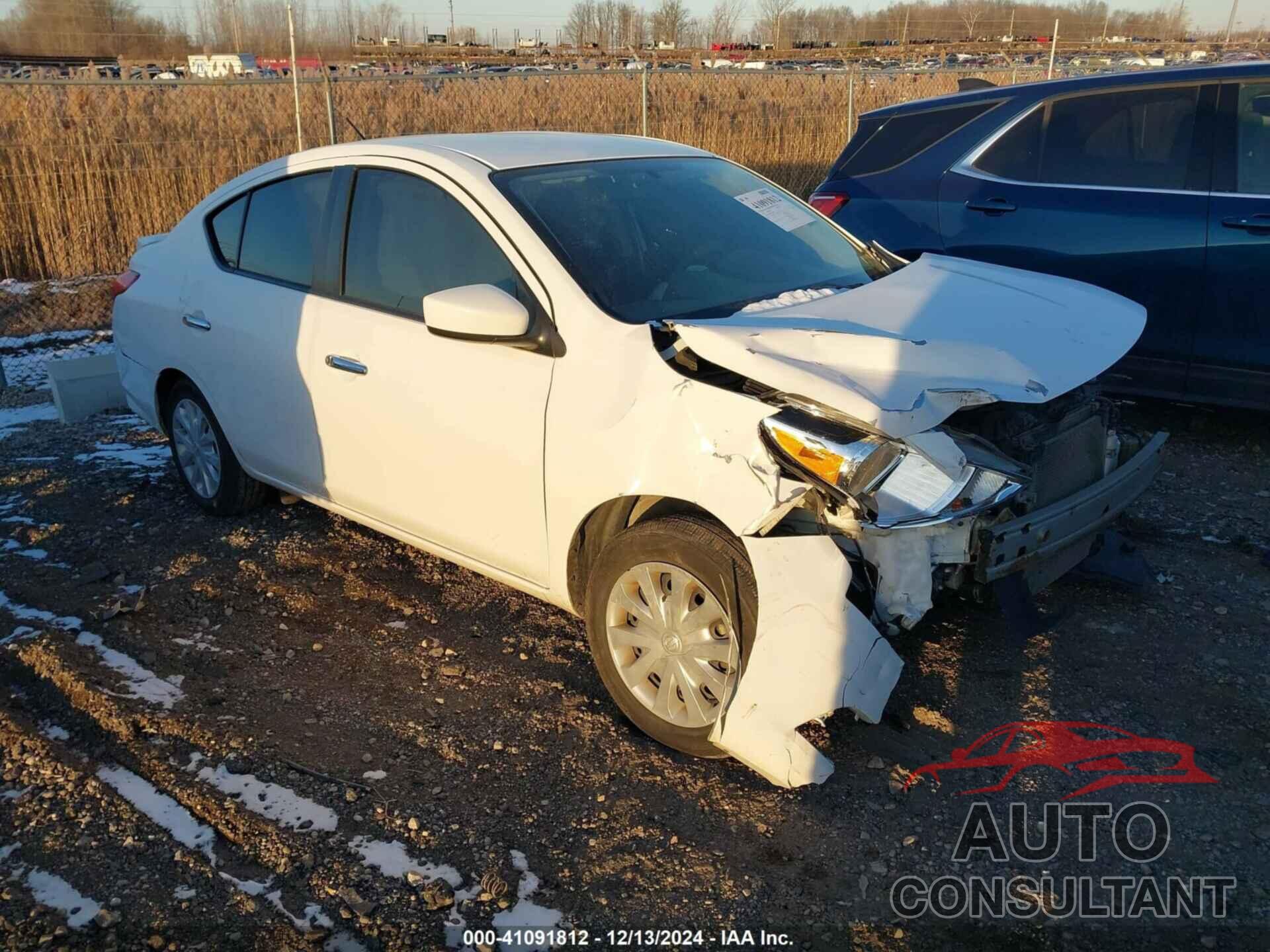 NISSAN VERSA 2019 - 3N1CN7AP9KL813445