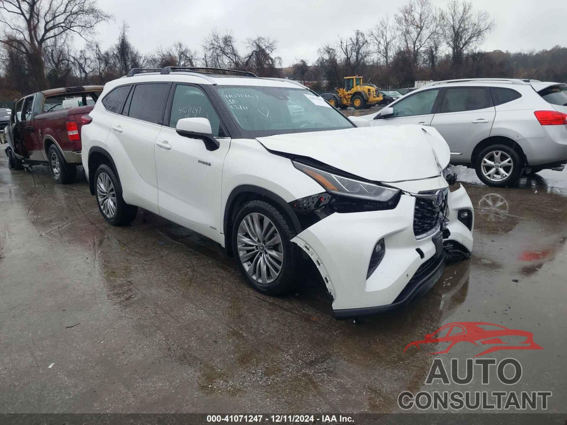 TOYOTA HIGHLANDER 2021 - 5TDEBRCH0MS046324