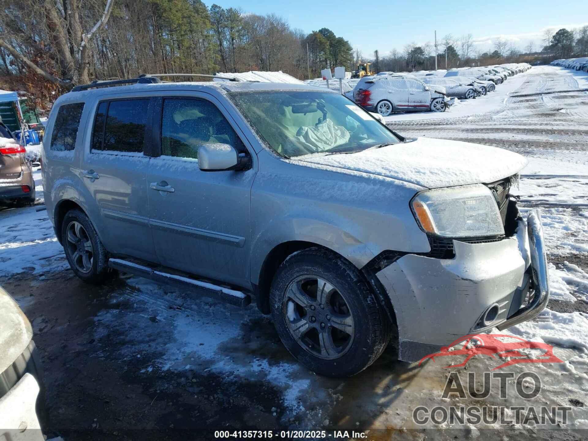 HONDA PILOT 2015 - 5FNYF4H33FB064910