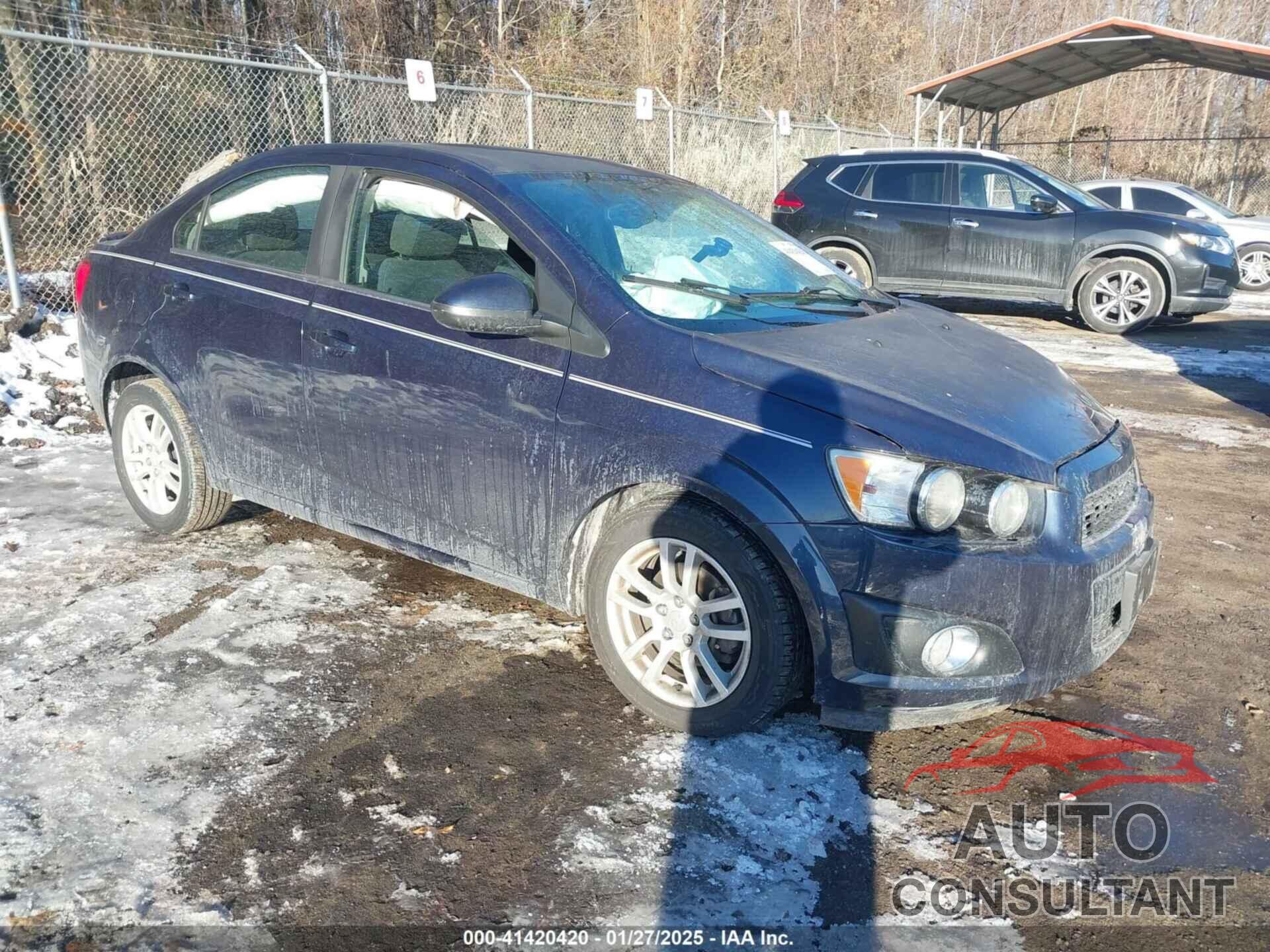 CHEVROLET SONIC 2015 - 1G1JC5SG1F4197970