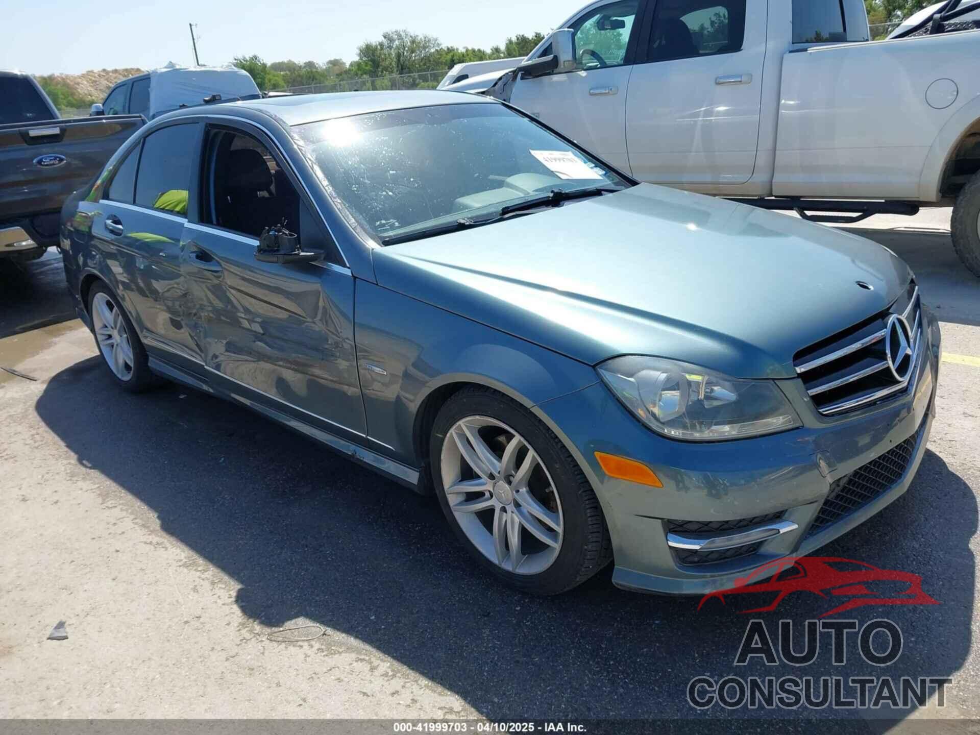 MERCEDES-BENZ C 250 2012 - WDDGF4HB7CR223376