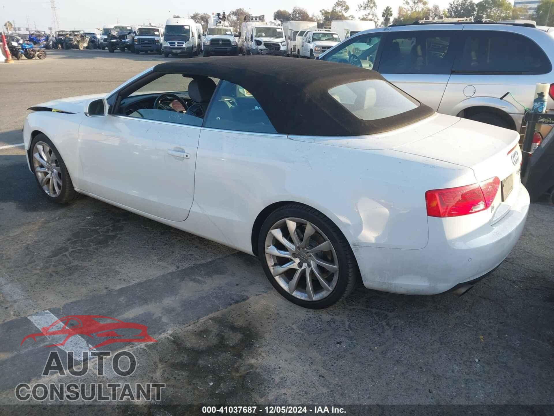 AUDI A5 2013 - WAULFAFH7DN008939
