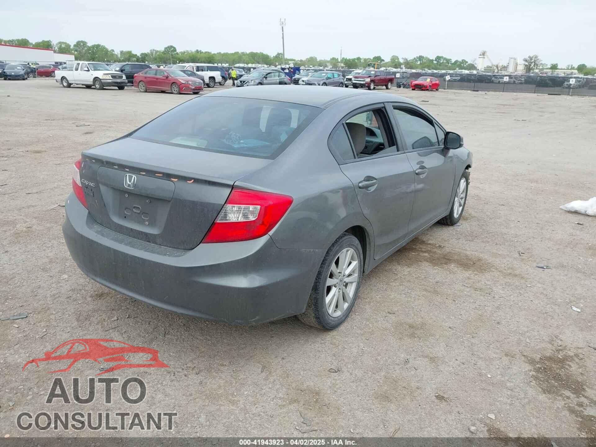 HONDA CIVIC 2012 - 2HGFB2F84CH525285