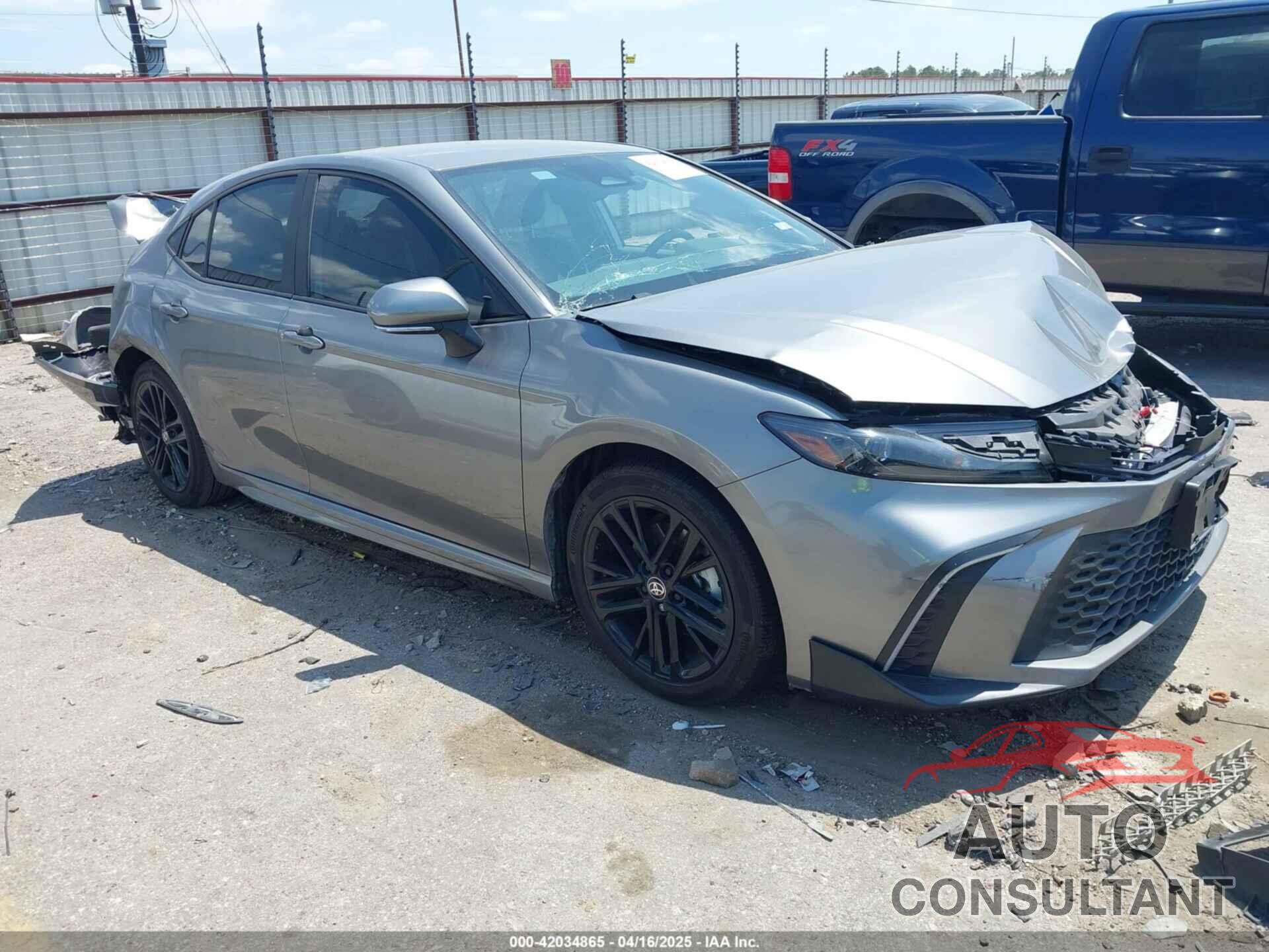 TOYOTA CAMRY 2025 - 4T1DAACK3SU524574