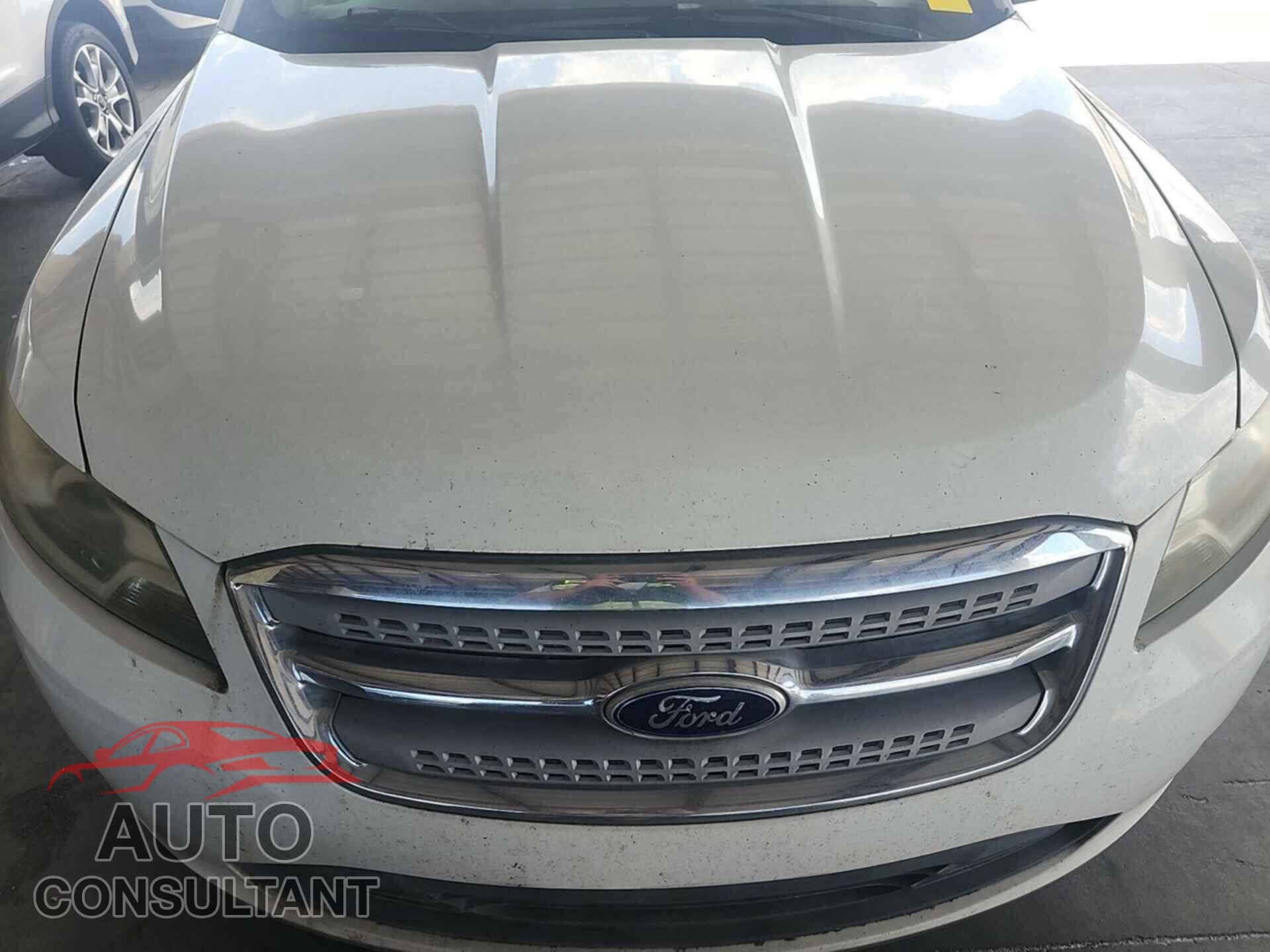 FORD TAURUS 2011 - 1FAHP2EW2BG109714