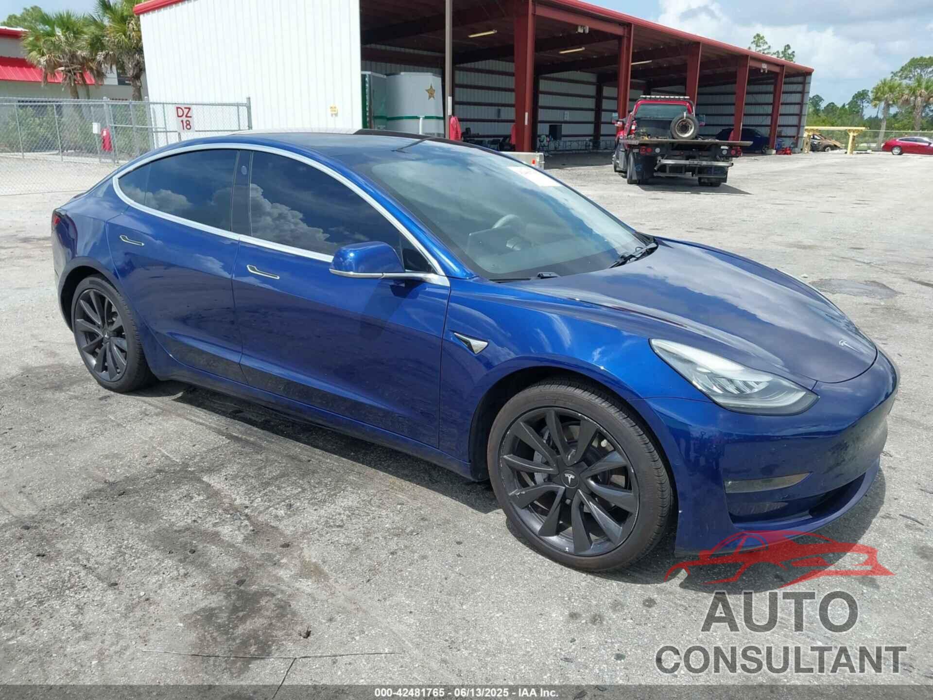 TESLA MODEL 3 2019 - 5YJ3E1EA4KF193604