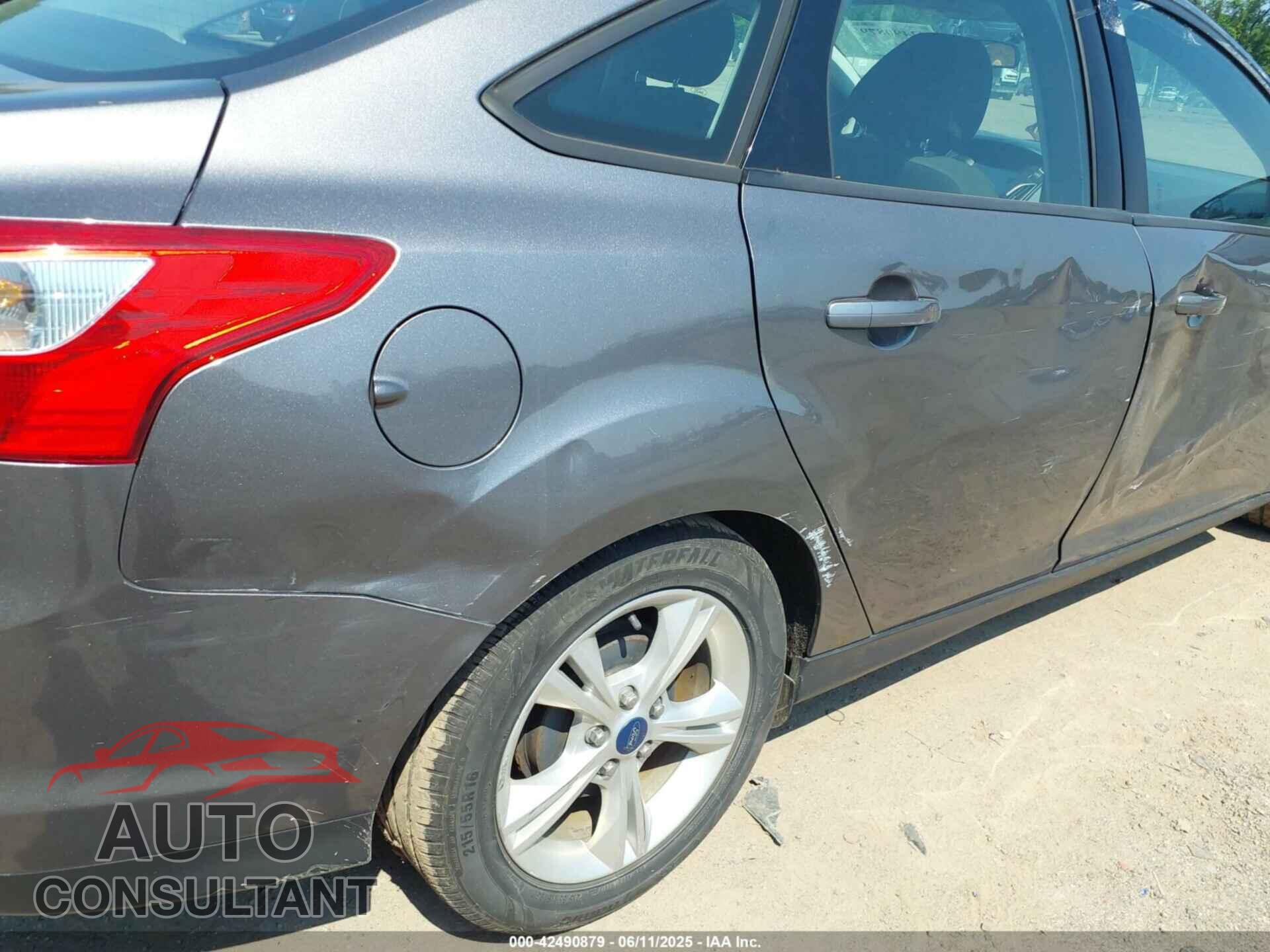 FORD FOCUS 2014 - 1FADP3F21EL223635