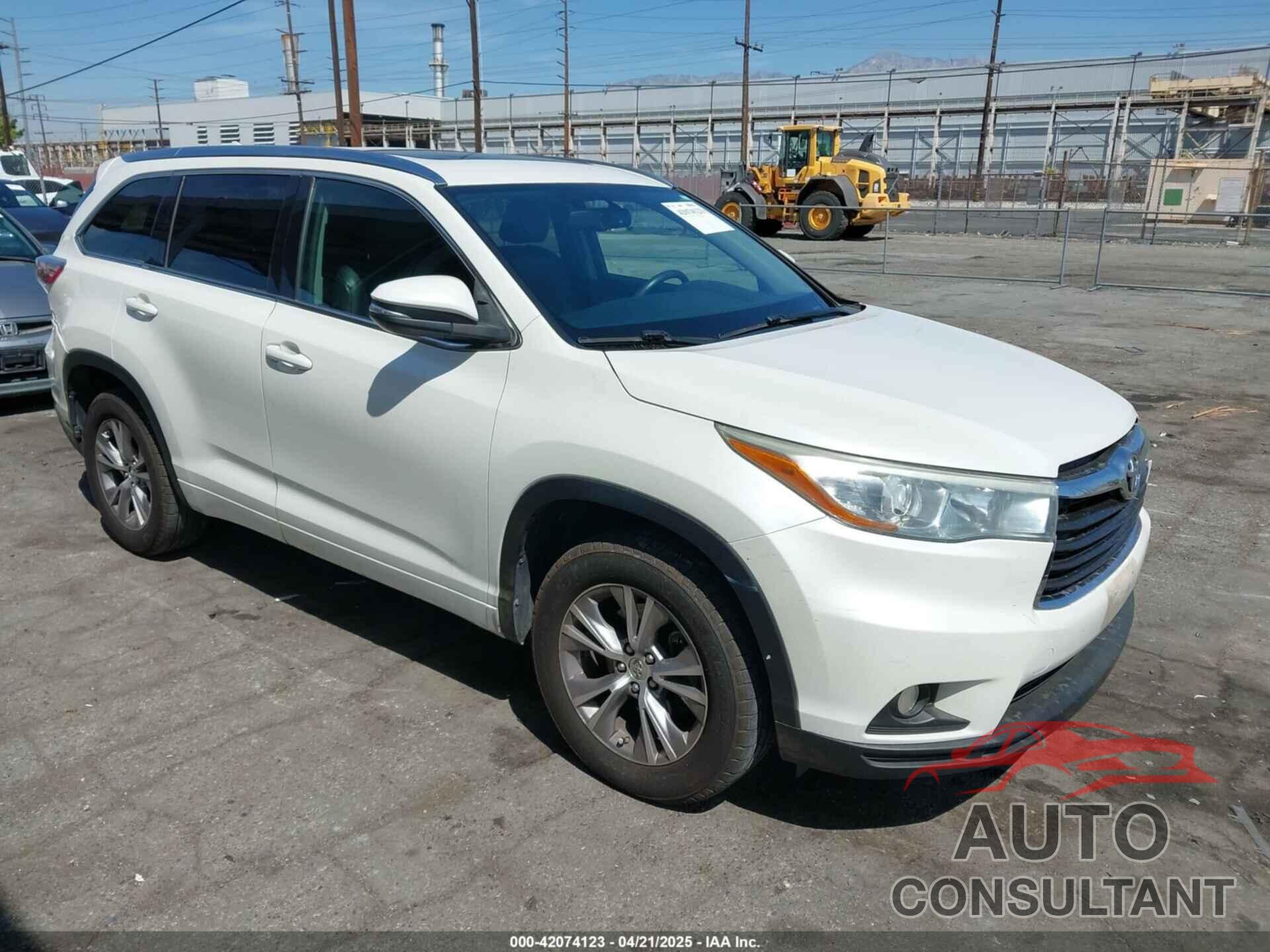 TOYOTA HIGHLANDER 2015 - 5TDKKRFH0FS039276