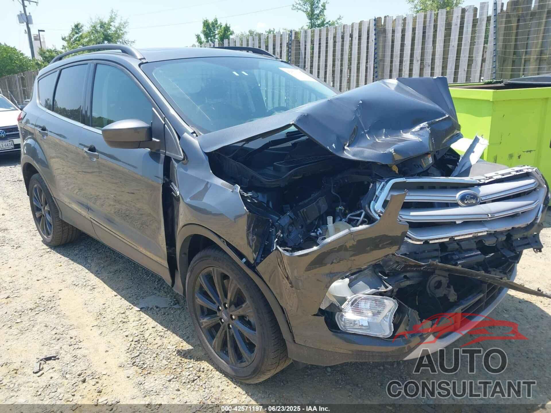 FORD ESCAPE 2019 - 1FMCU9HD7KUB76483