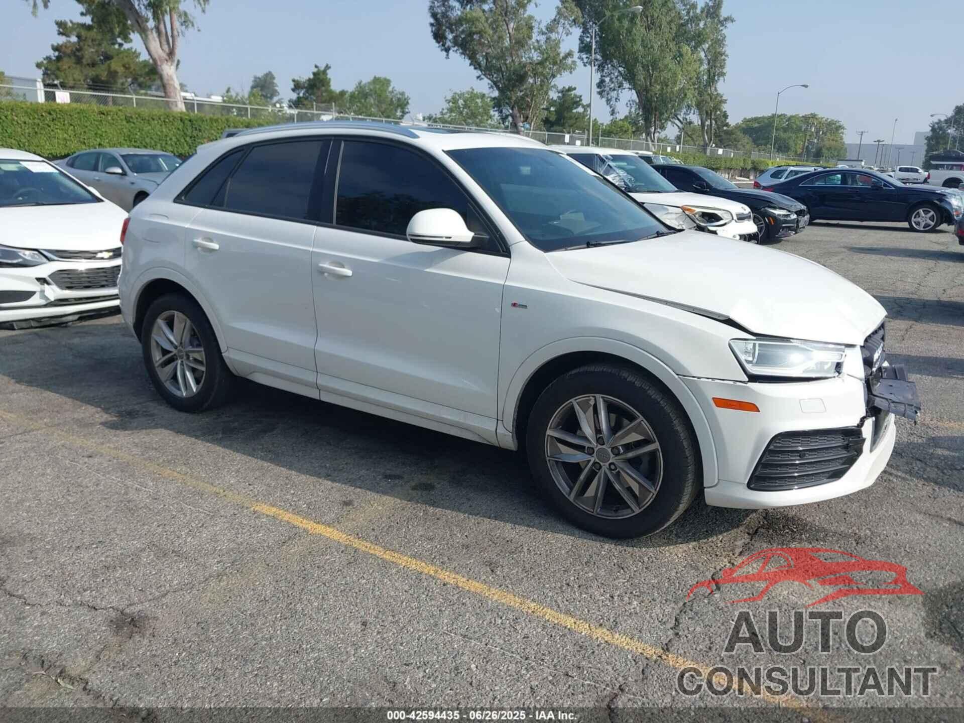 AUDI Q3 2018 - WA1BCCFS8JR024449