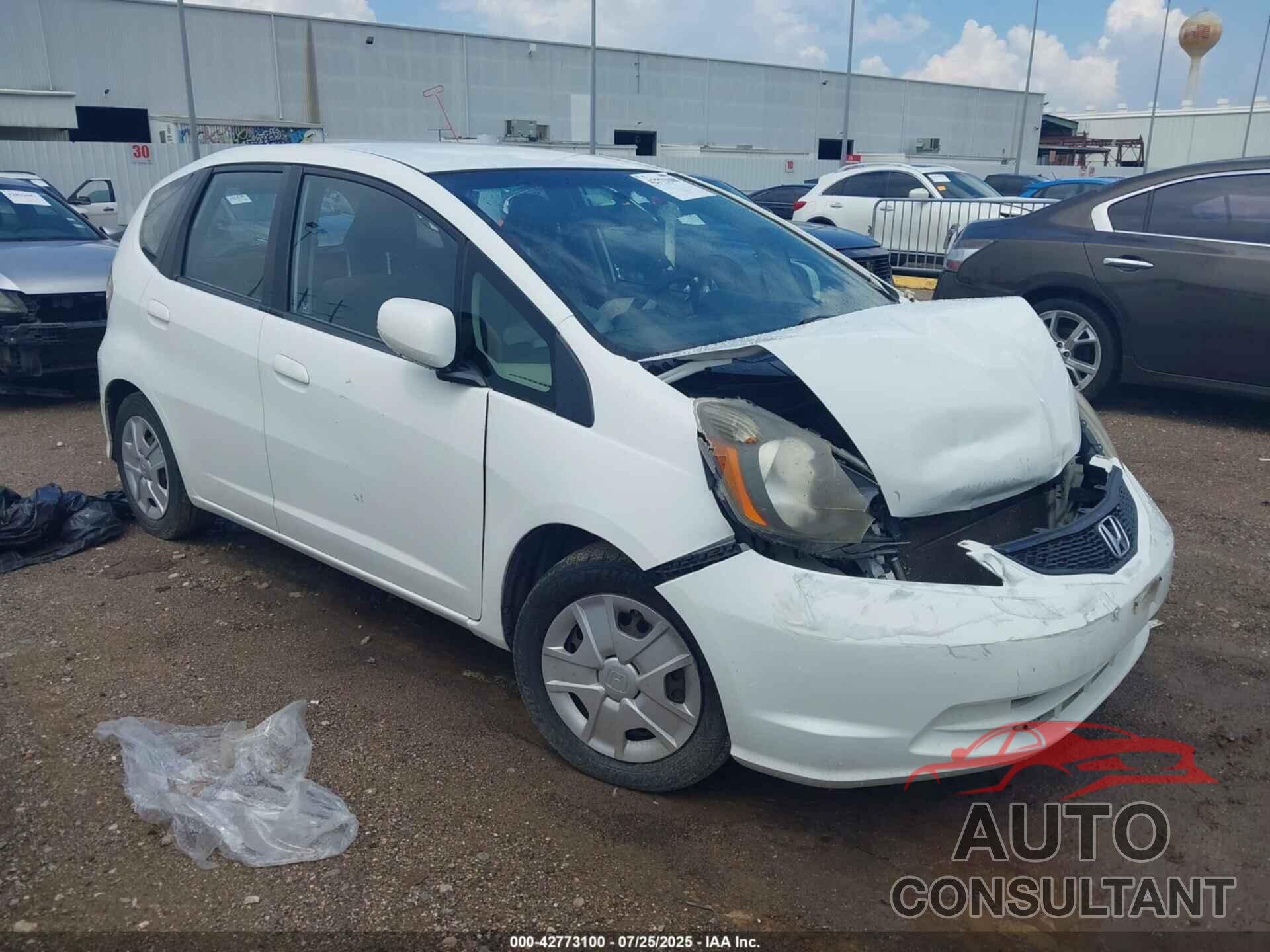 HONDA FIT 2013 - JHMGE8H34DC079379