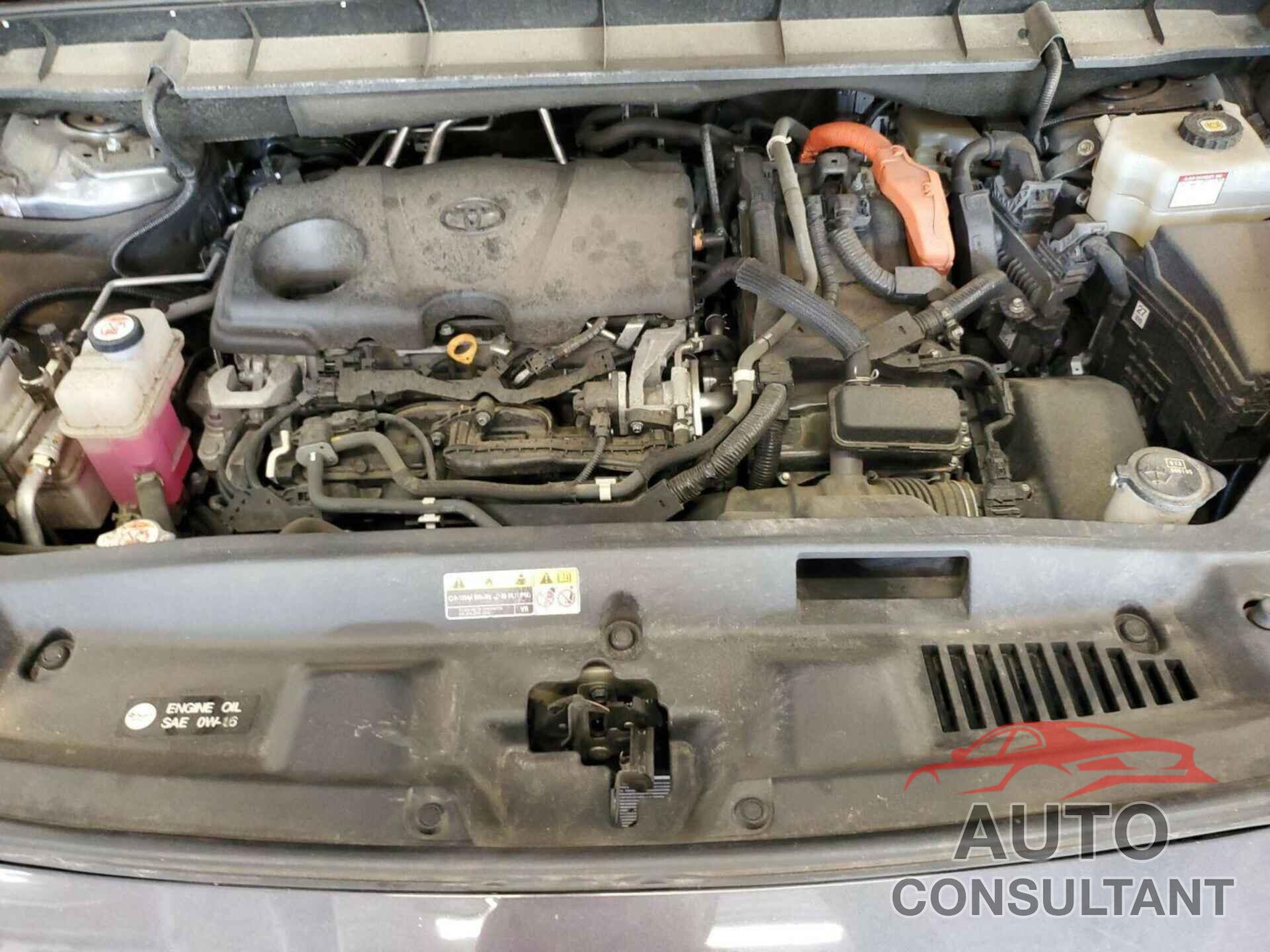 TOYOTA HIGHLANDER 2021 - 5TDHBRCHXMS535682
