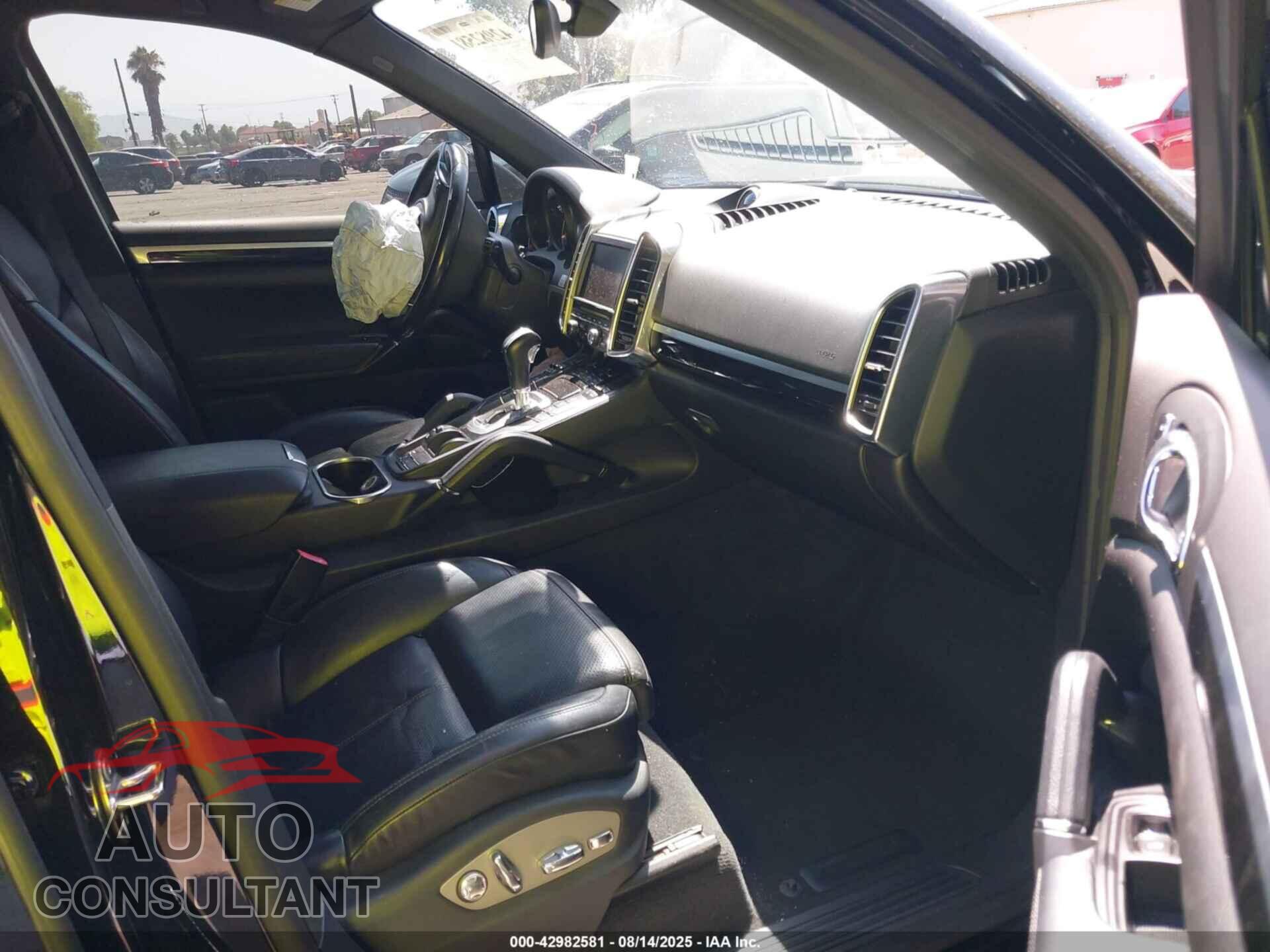 PORSCHE CAYENNE 2013 - WP1AF2A27DLA39203