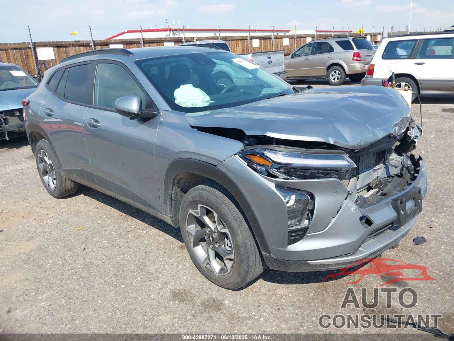 CHEVROLET TRAX 2024 - KL77LHE27RC242291