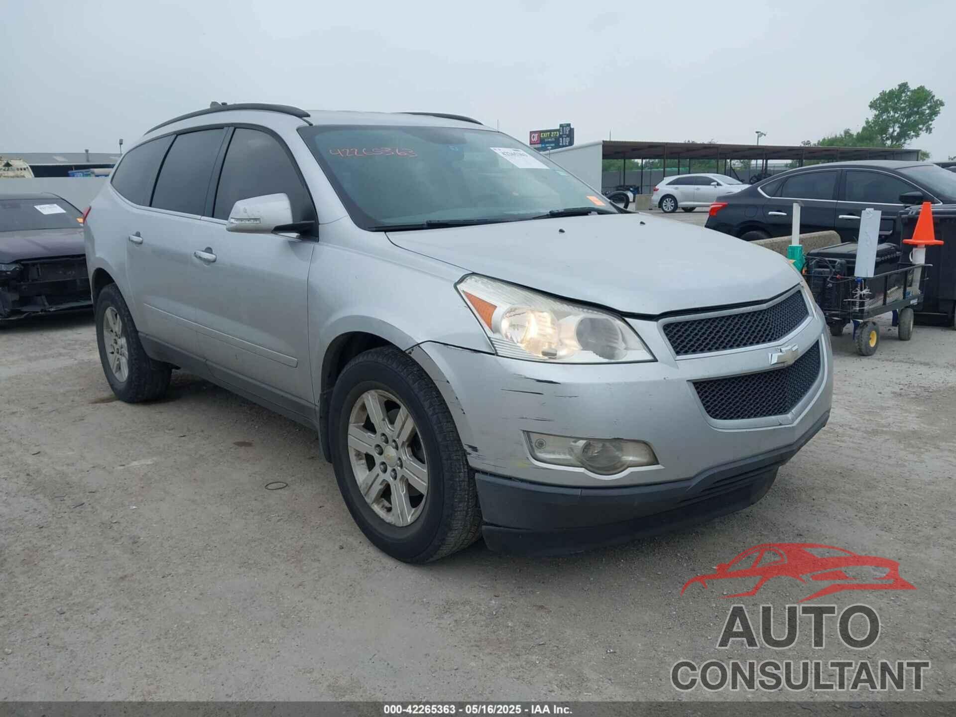 CHEVROLET TRAVERSE 2011 - 1GNKRGED2BJ376318