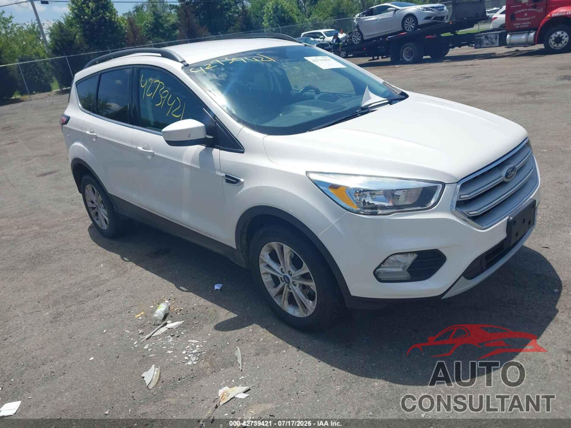 FORD ESCAPE 2018 - 1FMCU9GD7JUC84120