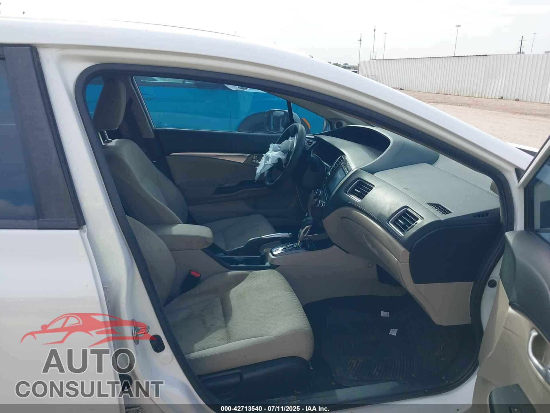 HONDA CIVIC 2015 - 19XFB2F84FE005991
