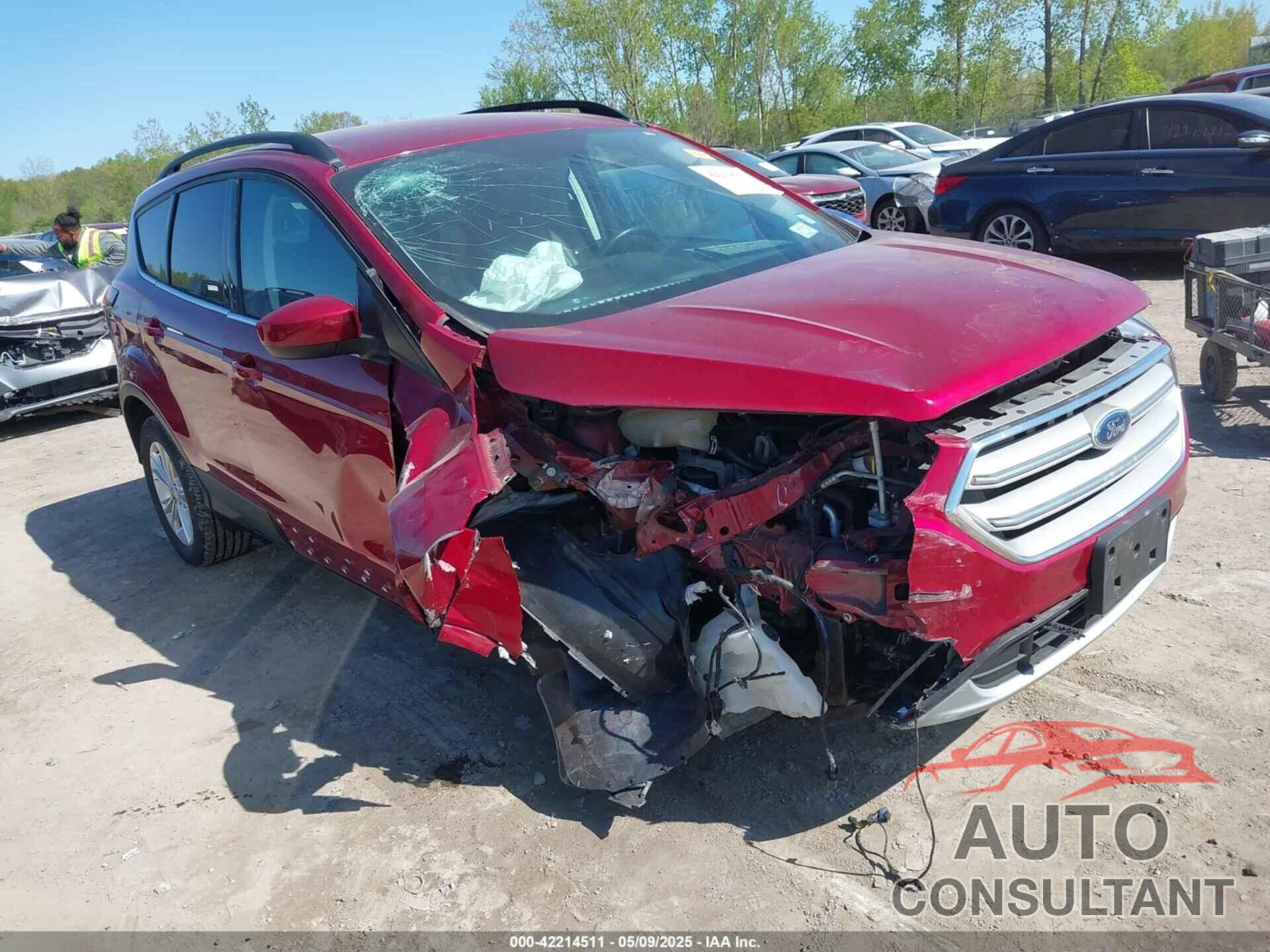 FORD ESCAPE 2019 - 1FMCU9HD6KUA93515