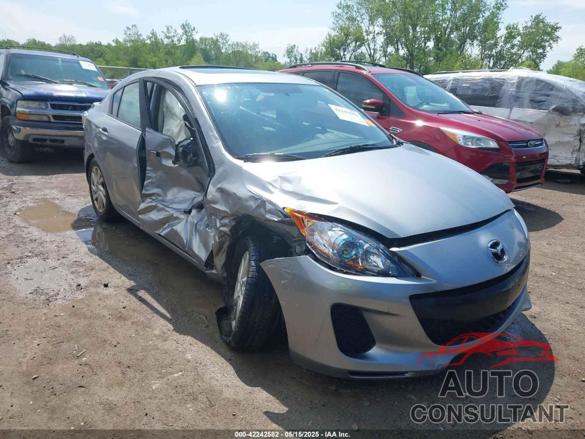MAZDA MAZDA3 2012 - JM1BL1W74C1674967