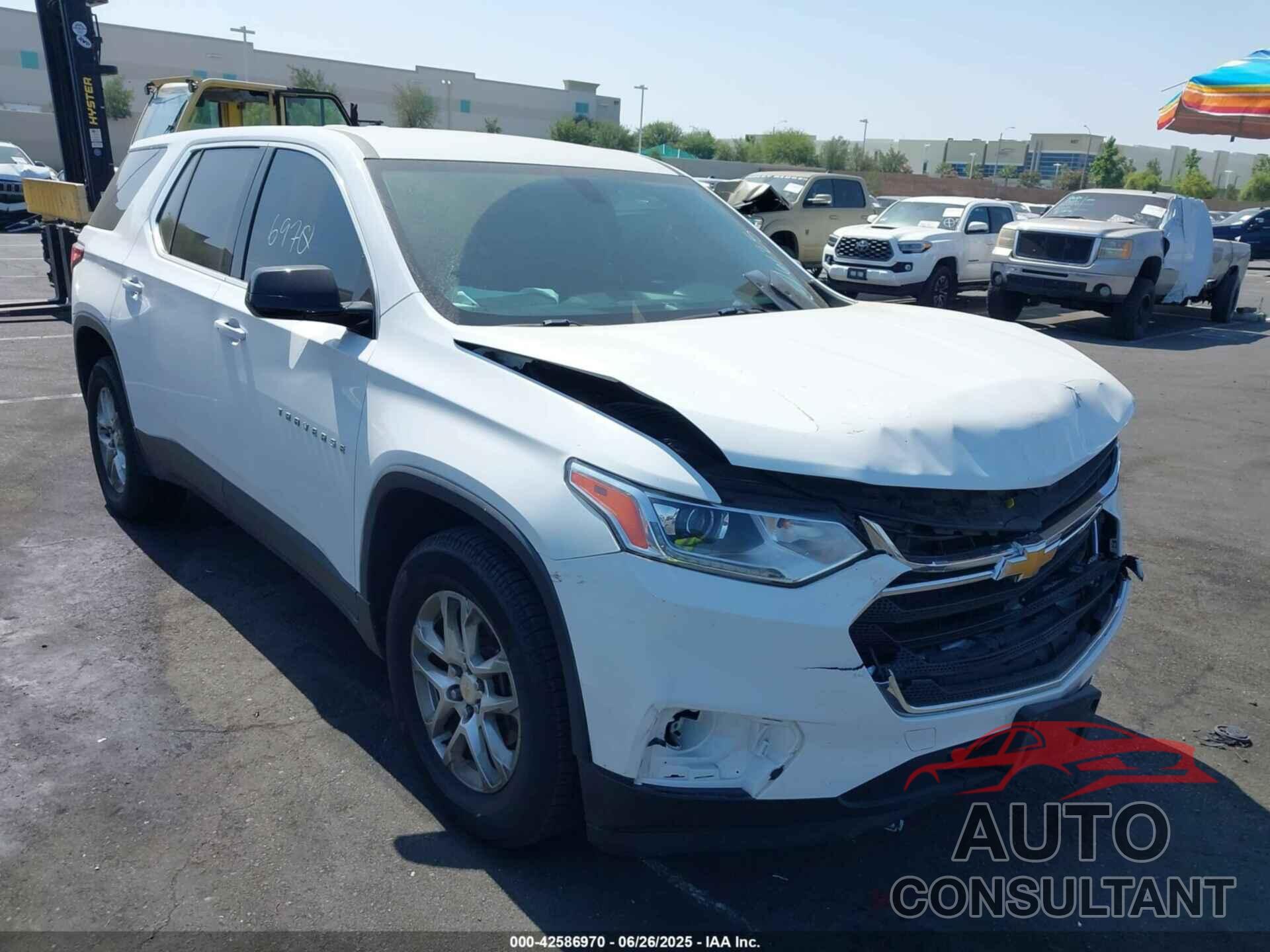 CHEVROLET TRAVERSE 2019 - 1GNERFKW8KJ299337