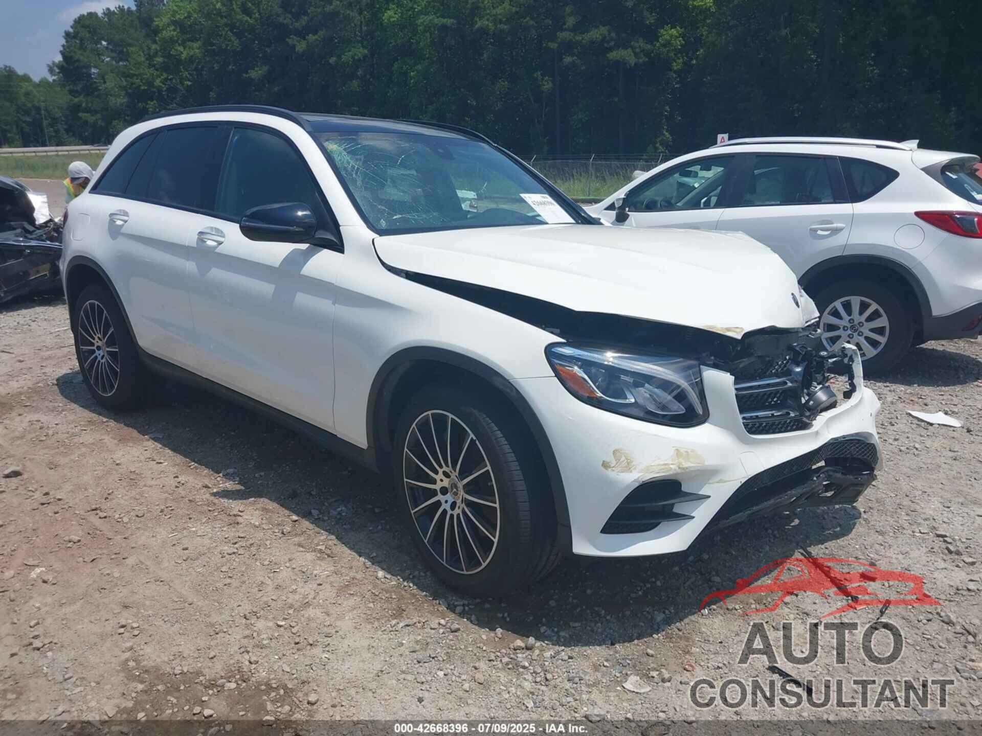 MERCEDES-BENZ GLC 300 2019 - WDC0G4JBXK1000310