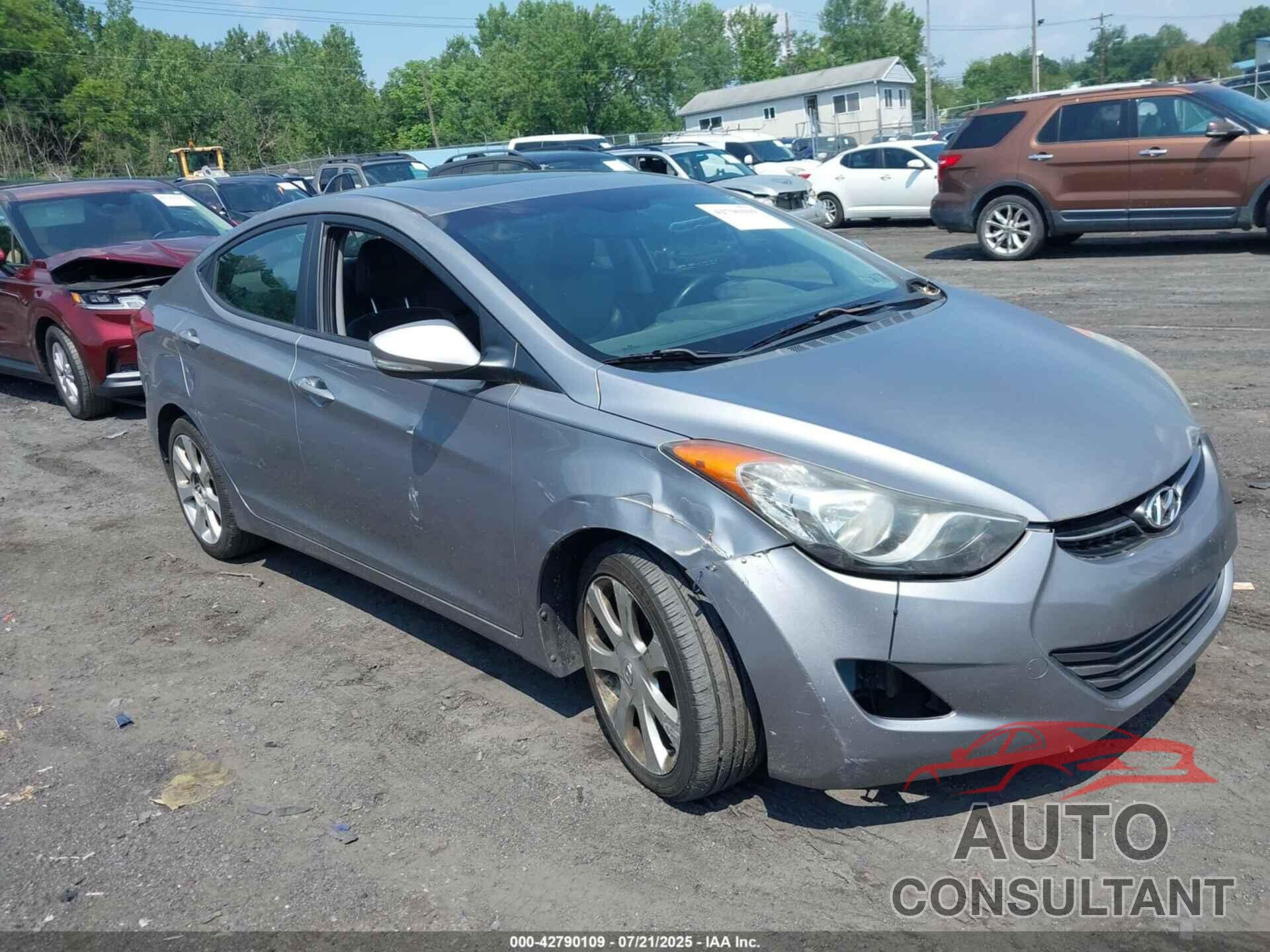 HYUNDAI ELANTRA 2012 - KMHDH4AE5CU463479