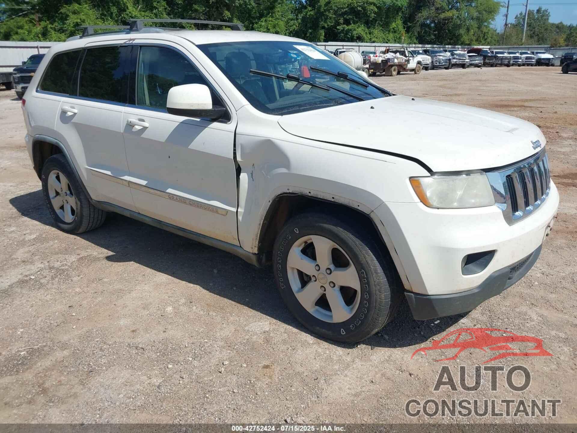 JEEP GRAND CHEROKEE 2011 - 1J4RR4GT4BC544730