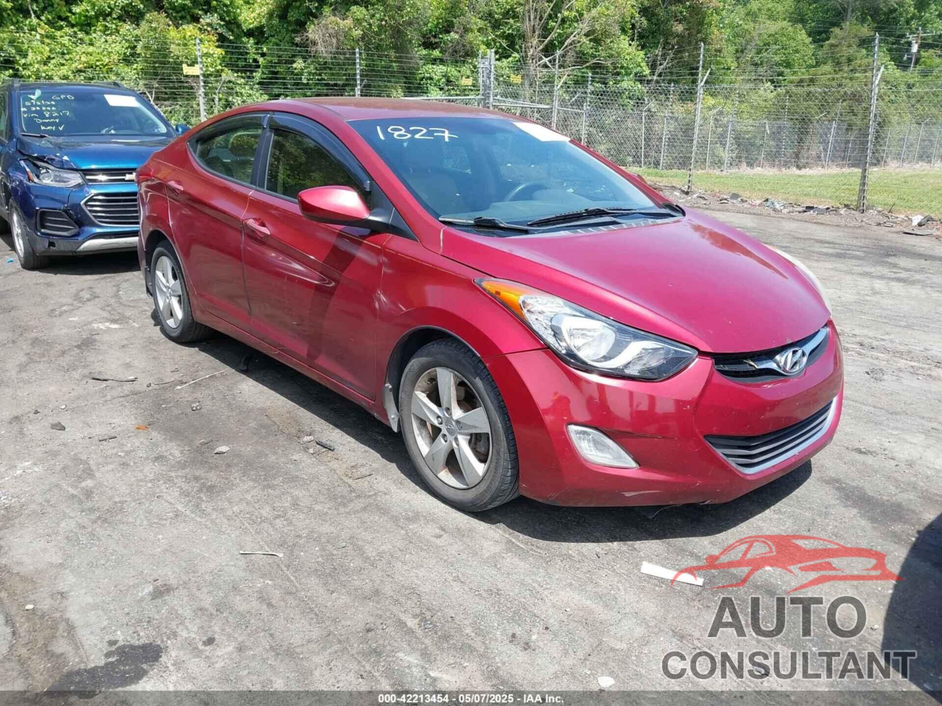 HYUNDAI ELANTRA 2013 - 5NPDH4AE4DH301827