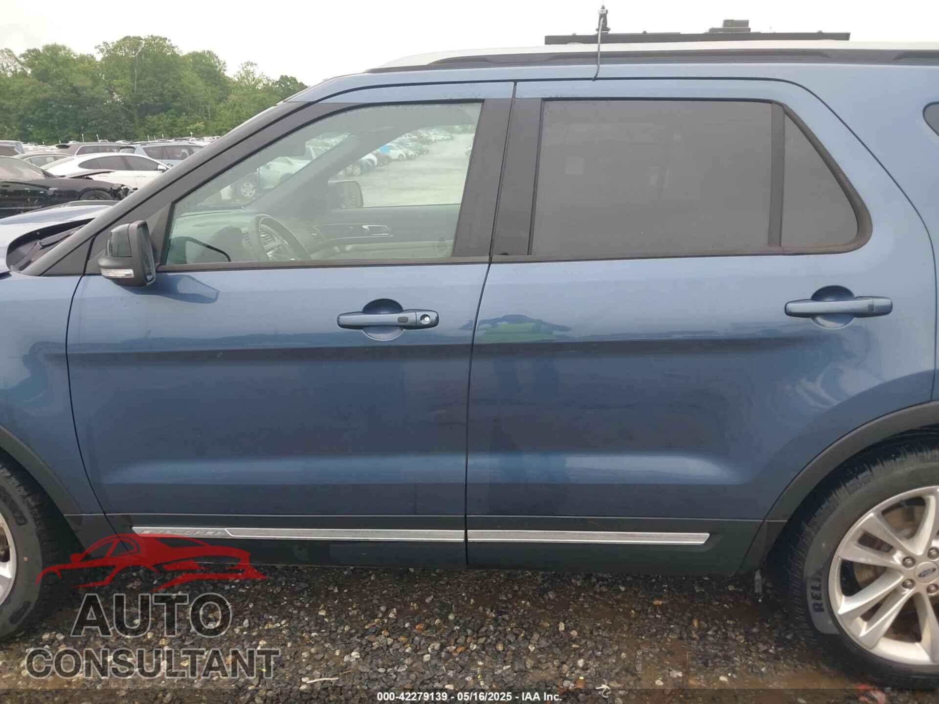 FORD EXPLORER 2018 - 1FM5K7D8XJGB51280