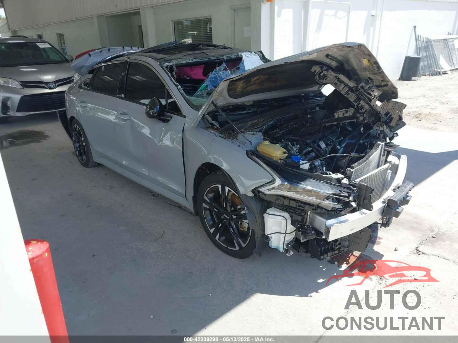 KIA K5 2024 - 5XXG64J28RG230692