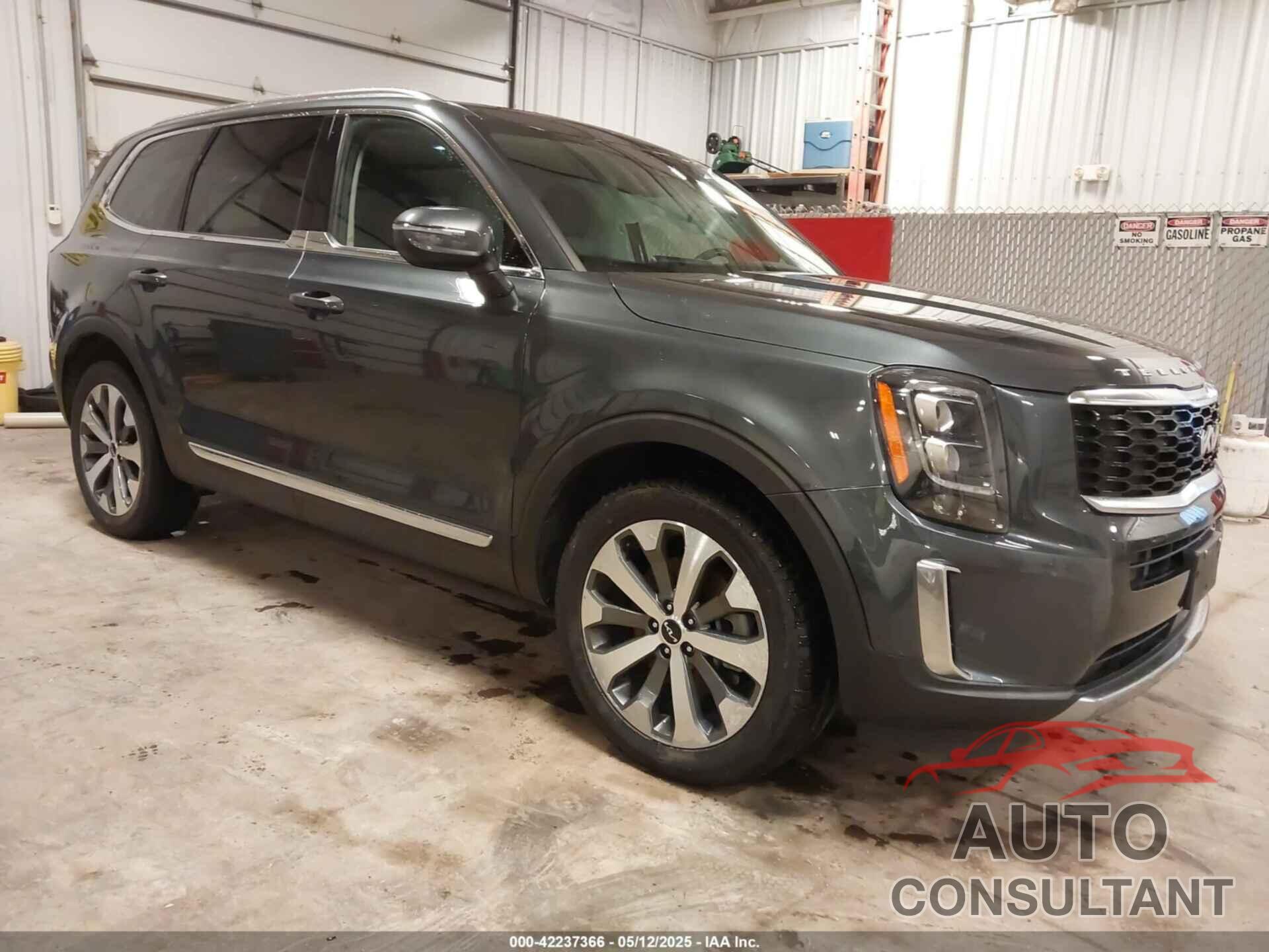 KIA TELLURIDE 2022 - 5XYP3DHC0NG257513