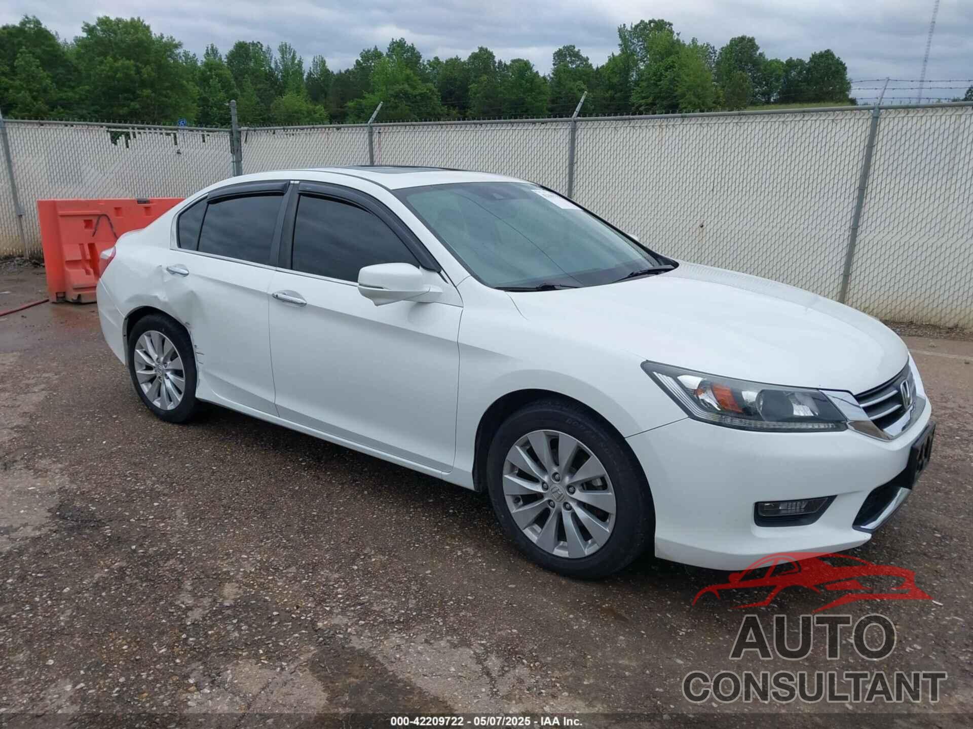 HONDA ACCORD 2015 - 1HGCR2F85FA258546