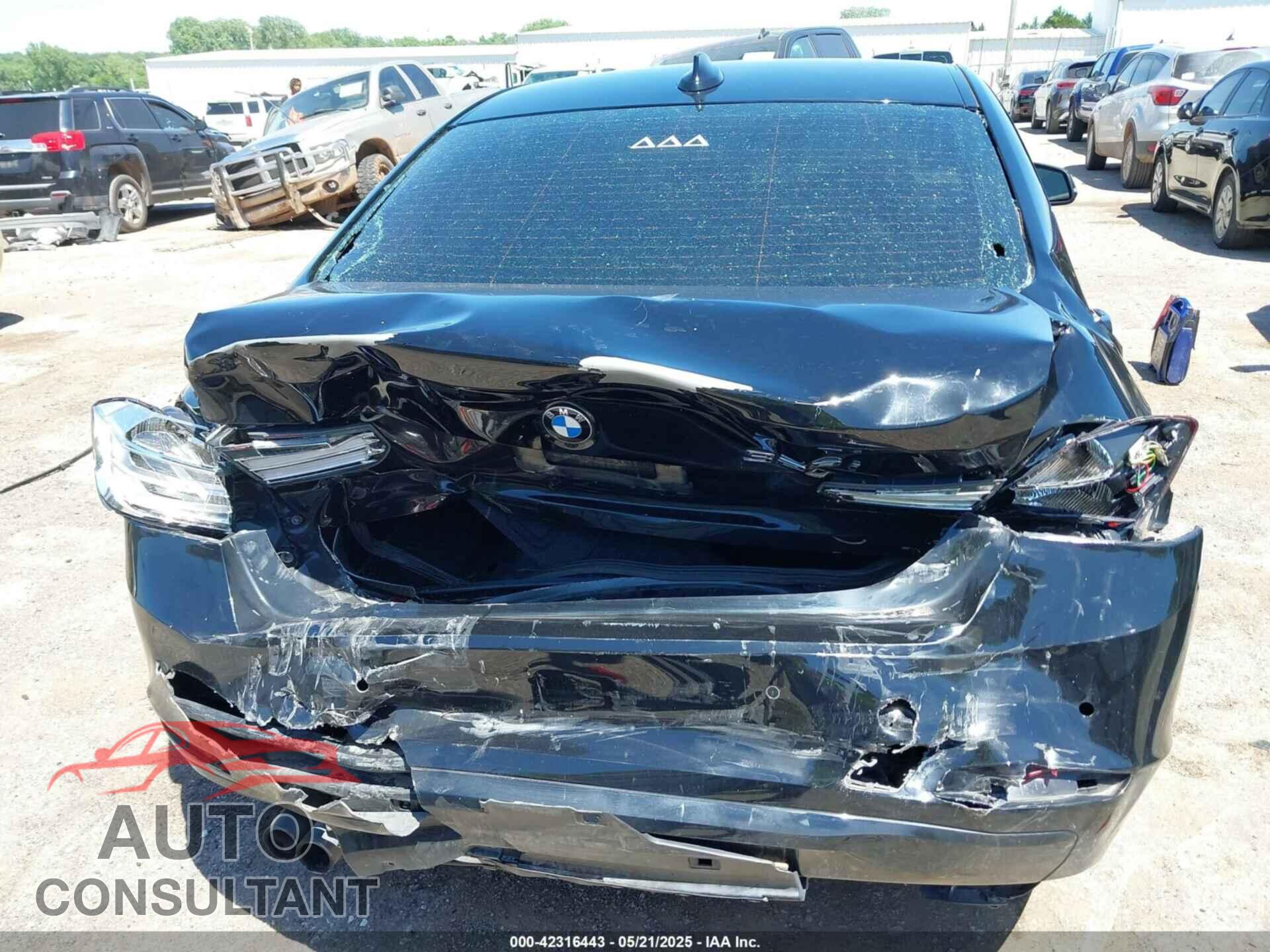 BMW 328I 2014 - WBA3A5G54ENP32289