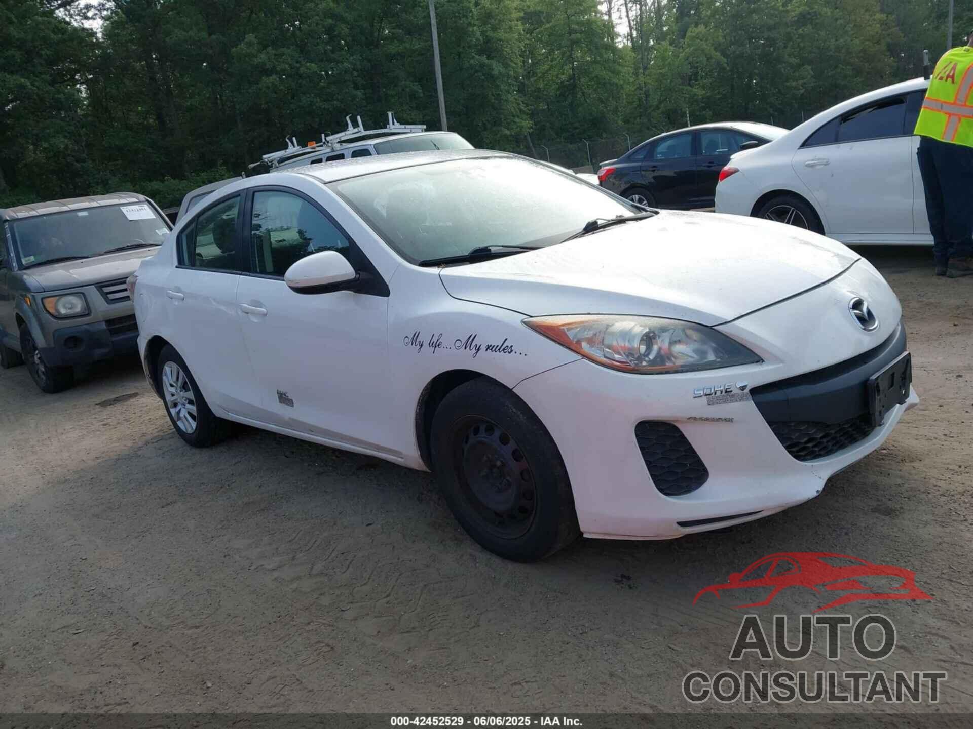 MAZDA MAZDA3 2013 - JM1BL1TG7D1776835
