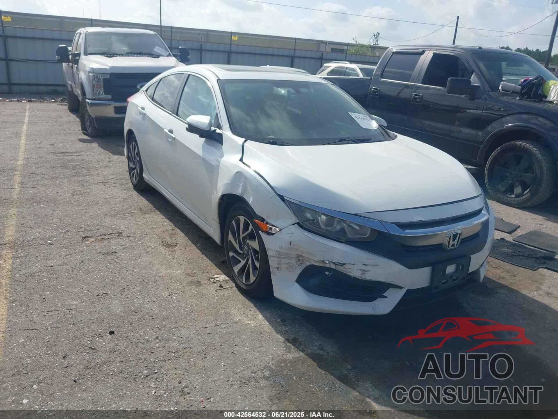 HONDA CIVIC 2018 - 19XFC2F75JE039225