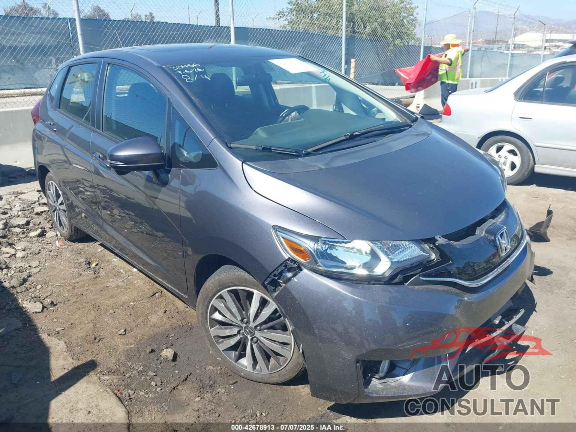 HONDA FIT 2017 - JHMGK5H83HS019964