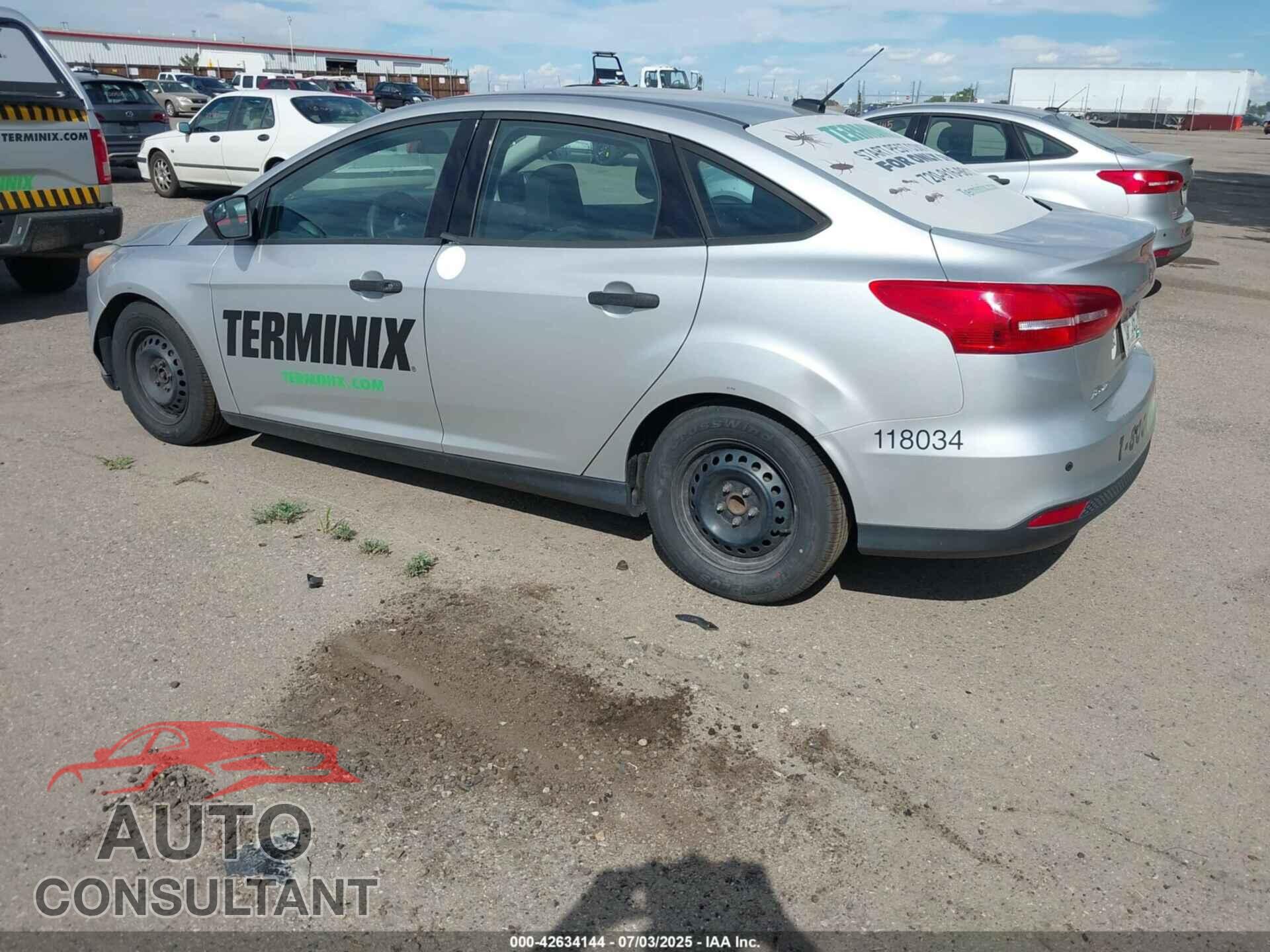FORD FOCUS 2016 - 1FADP3E20GL322385