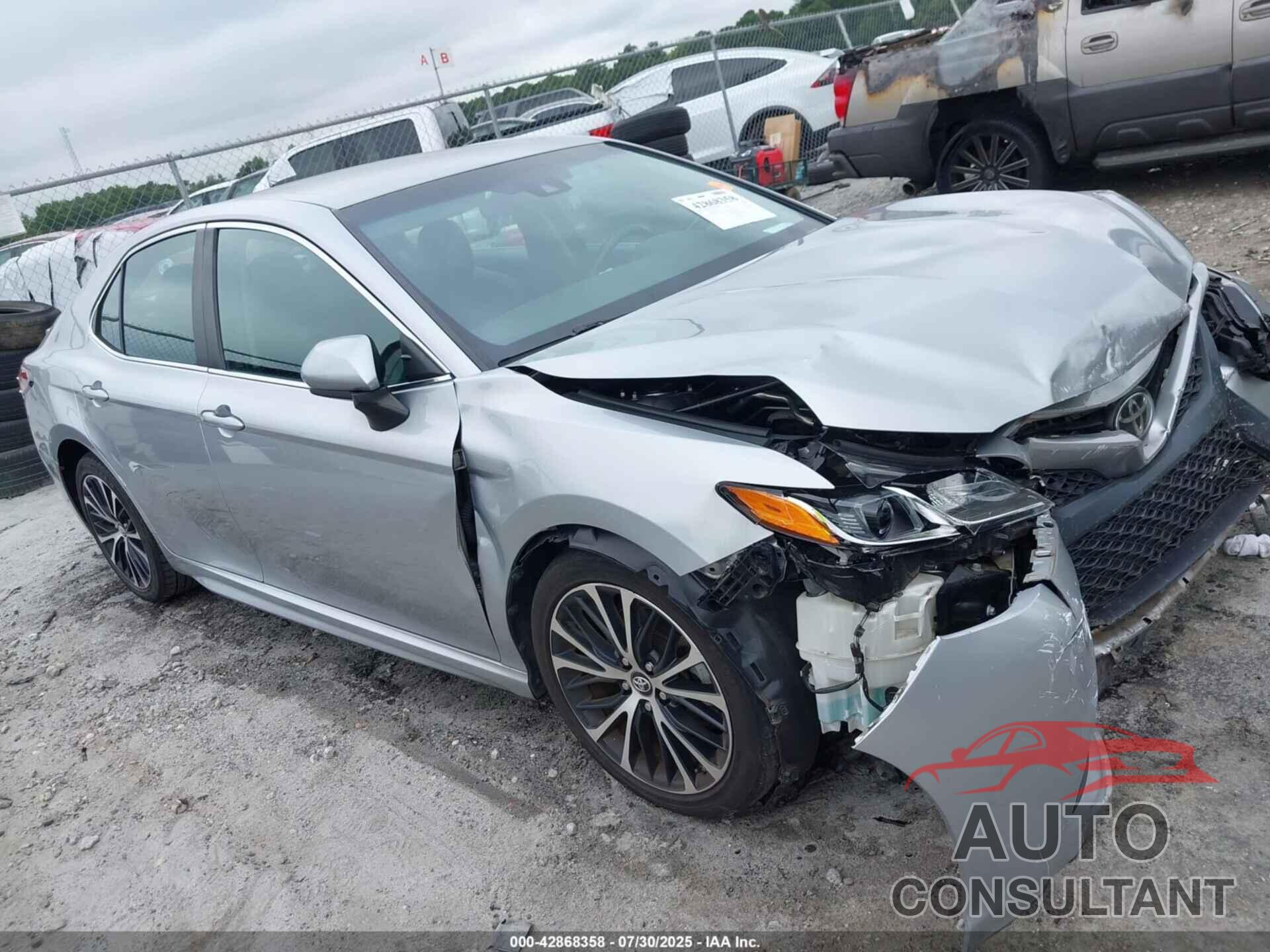 TOYOTA CAMRY 2018 - 4T1B11HK9JU535724