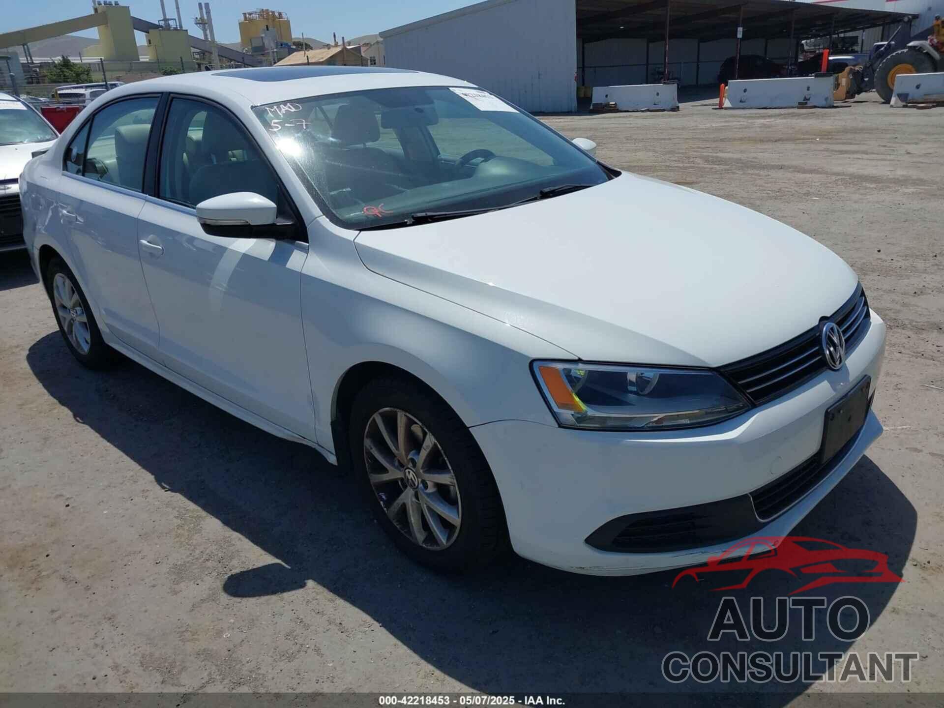 VOLKSWAGEN JETTA 2014 - 3VWD17AJ3EM443985