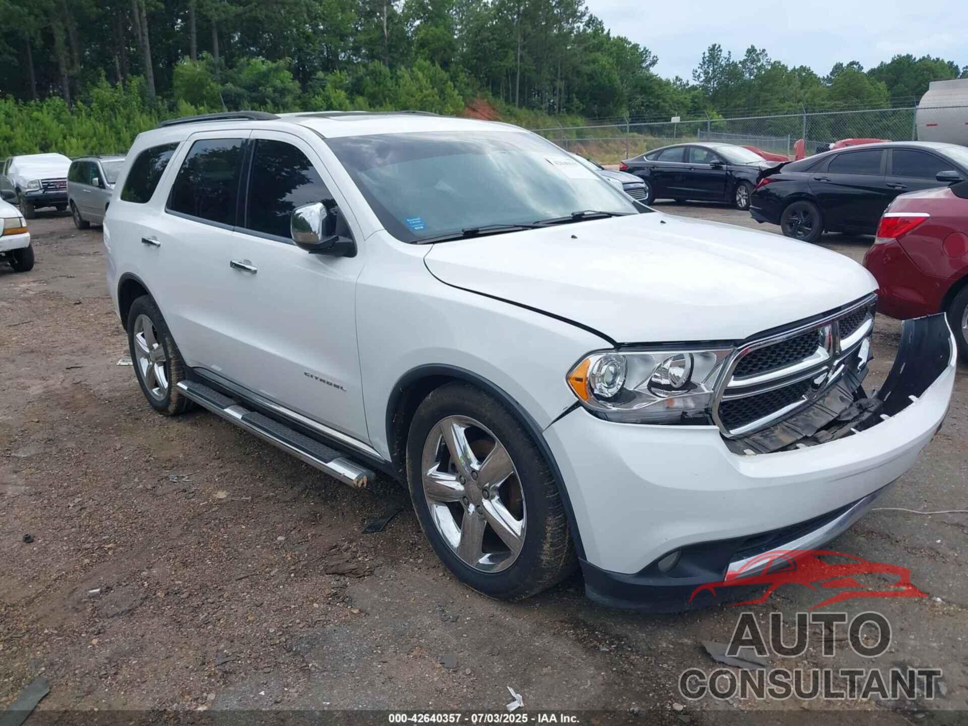 DODGE DURANGO 2013 - 1C4SDHET2DC637412