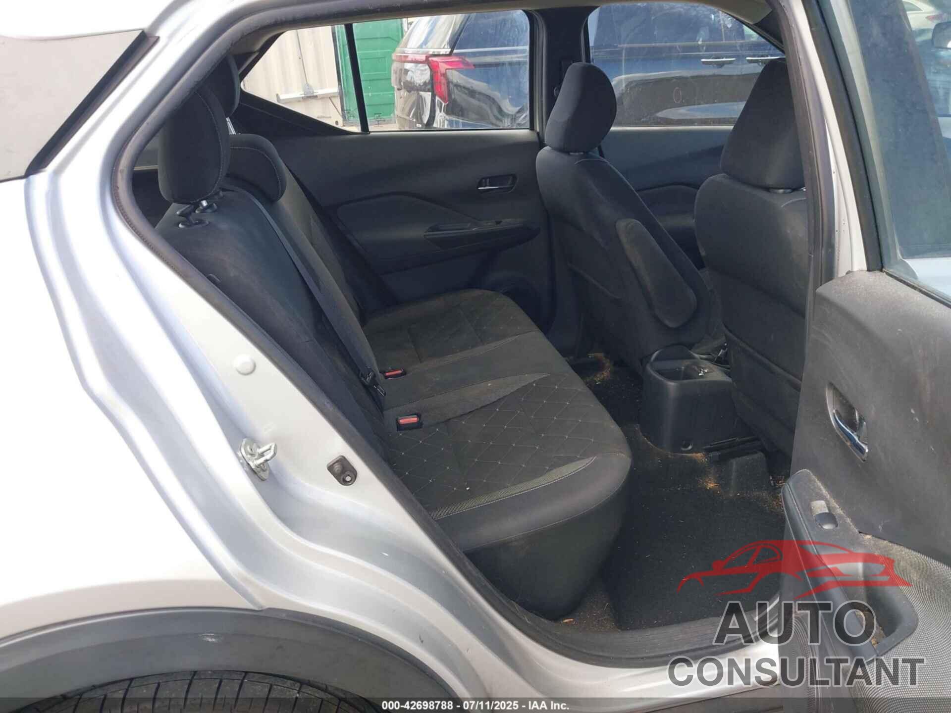NISSAN KICKS 2019 - 3N1CP5CU0KL557441
