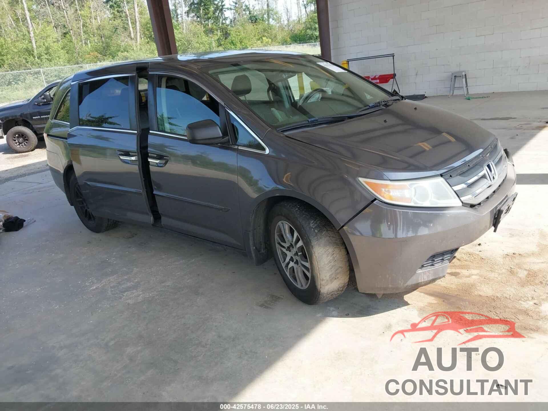 HONDA ODYSSEY 2013 - 5FNRL5H60DB072277