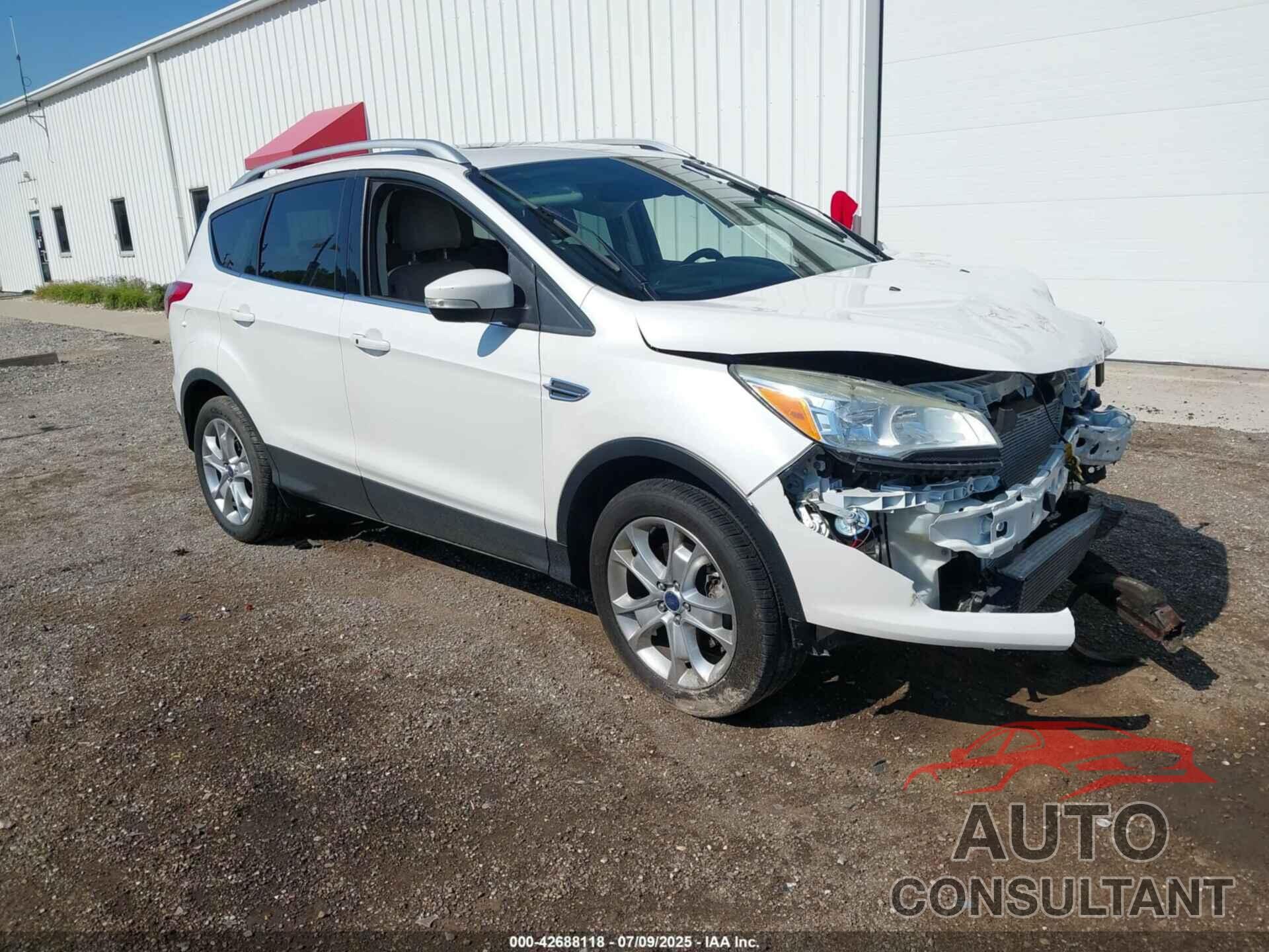 FORD ESCAPE 2016 - 1FMCU9J97GUB50723