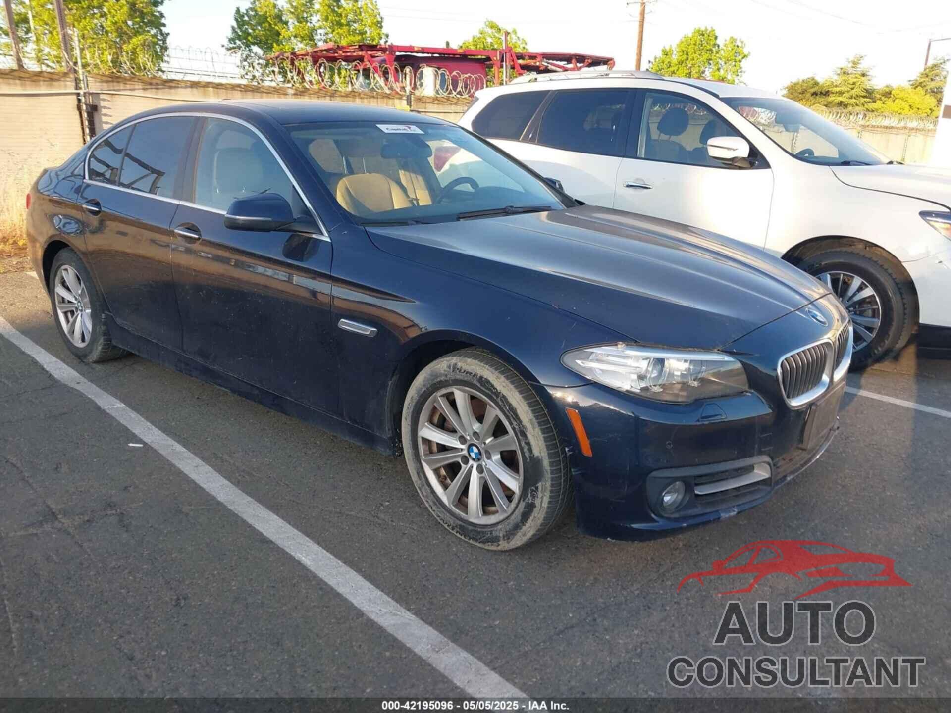 BMW 528I 2015 - WBA5A5C5XFD512645