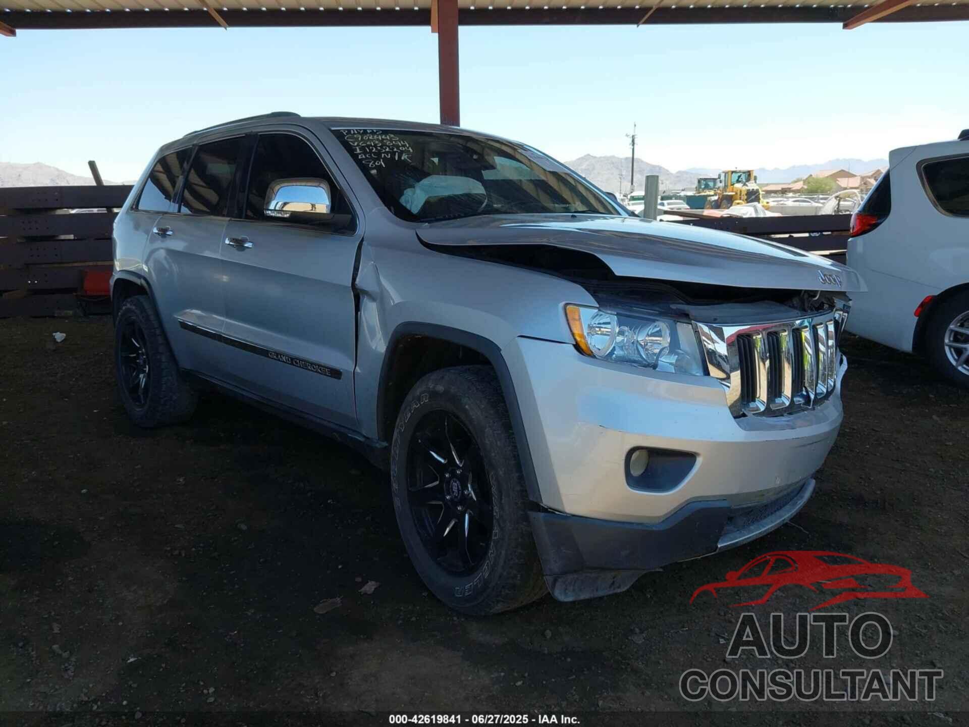 JEEP GRAND CHEROKEE 2013 - 1C4RJFBG2DC643844
