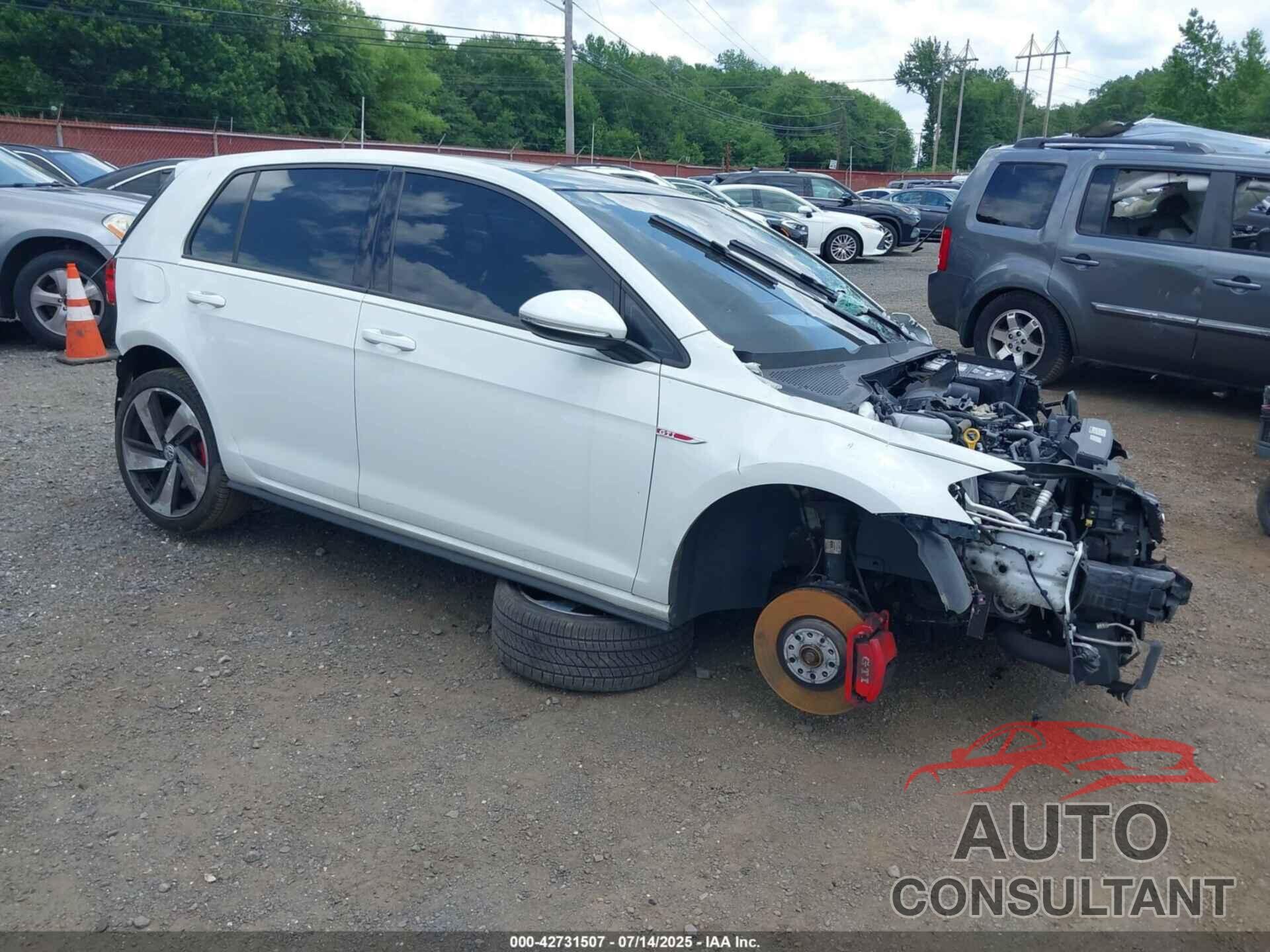 VOLKSWAGEN GOLF GTI 2018 - 3VW447AU0JM250446
